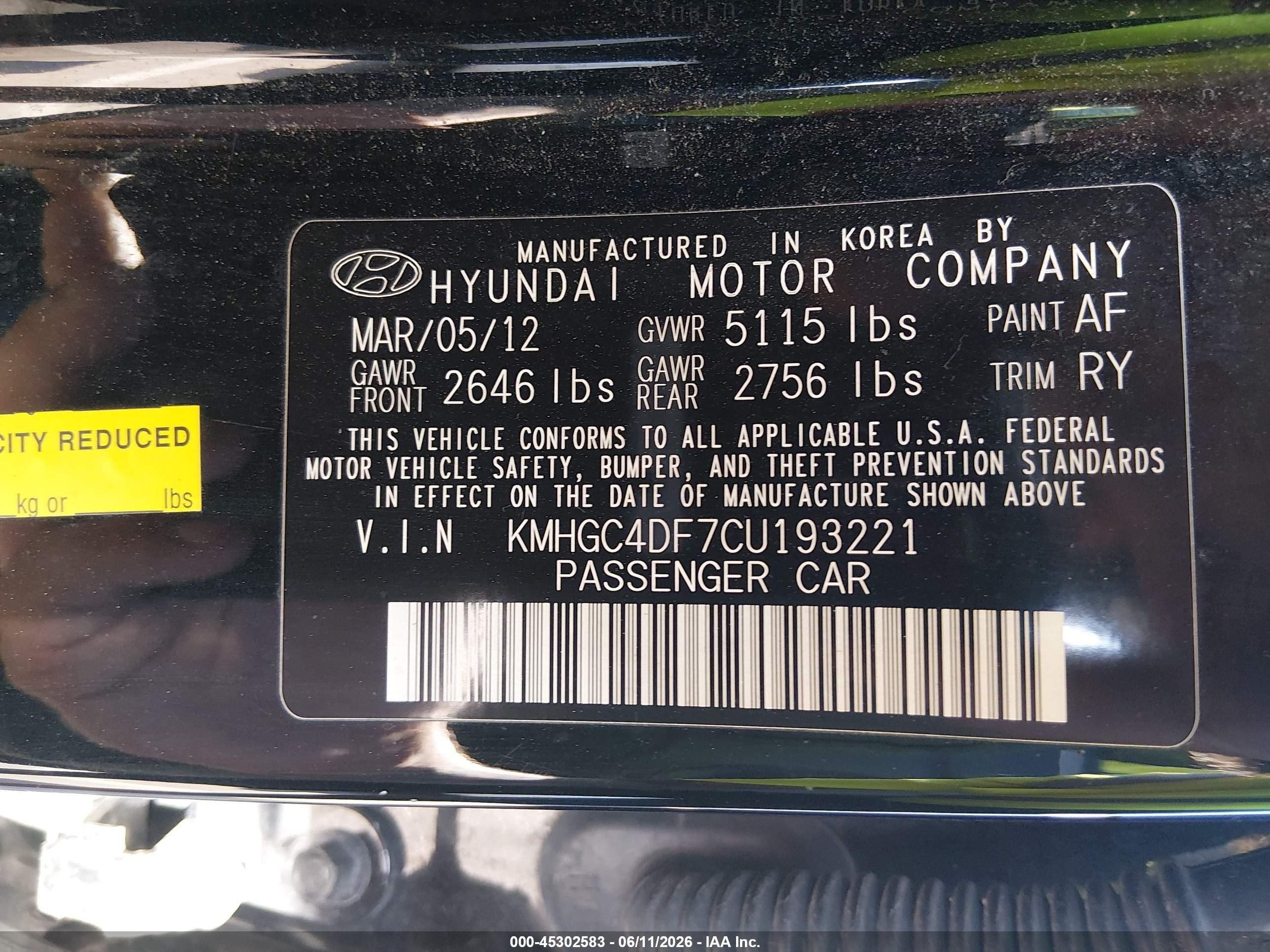 2012 Hyundai Genesis 4.6 Black vin: KMHGC4DF7CU193221