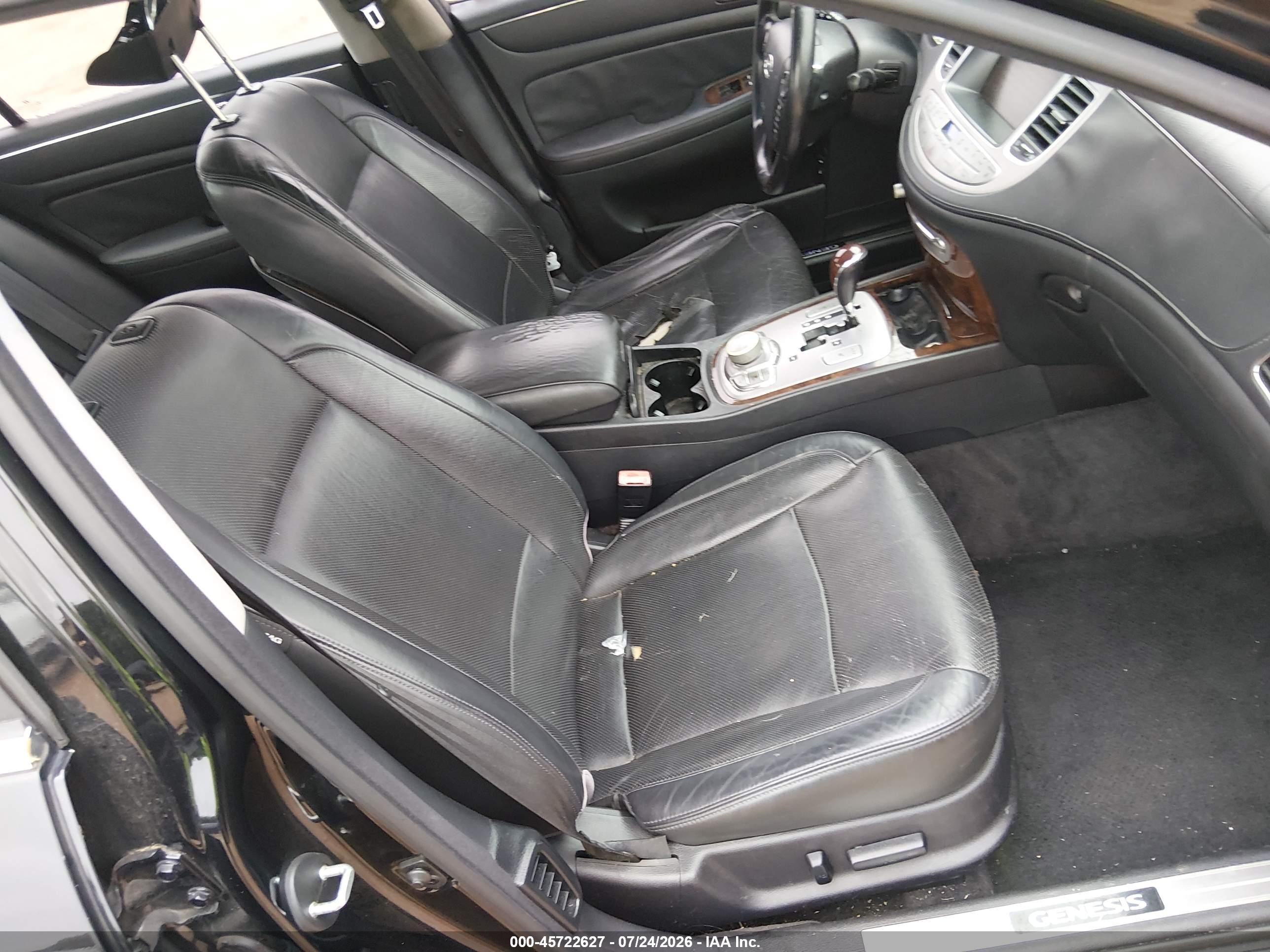 2011 Hyundai Genesis 4.6 Черный vin: KMHGC4DF8BU119515