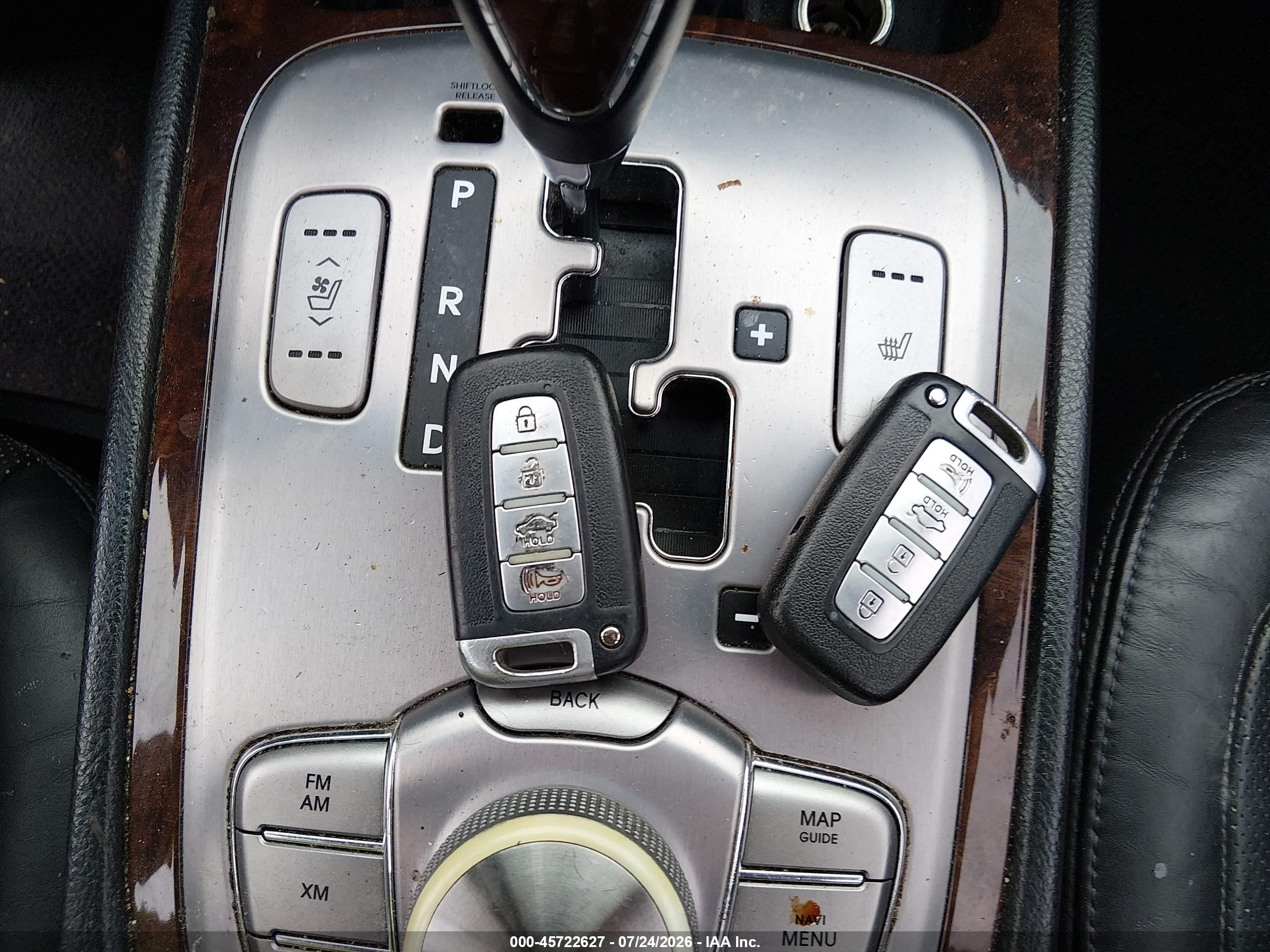 2011 Hyundai Genesis 4.6 Черный vin: KMHGC4DF8BU119515