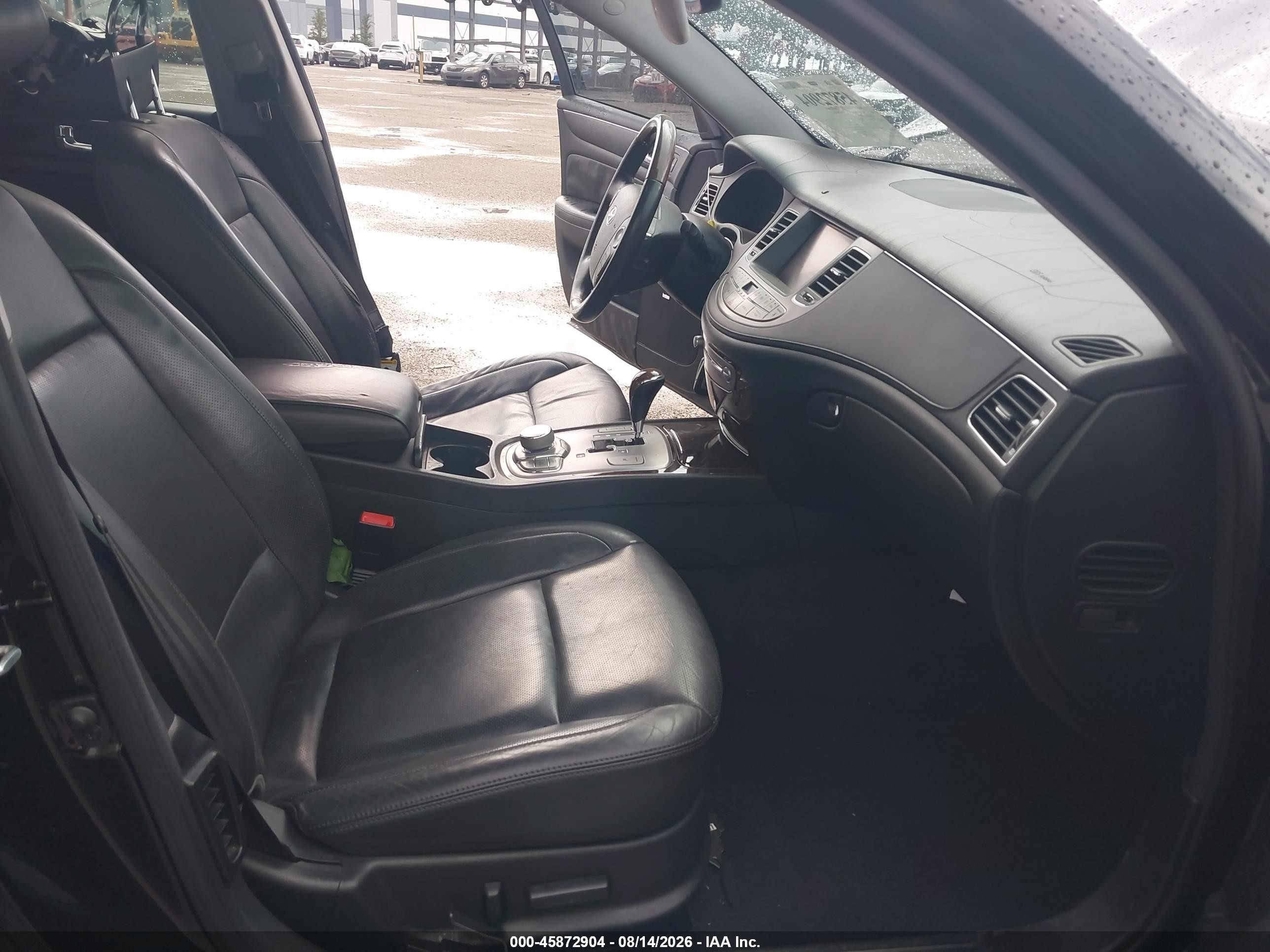 2011 Hyundai Genesis 4.6 Черный vin: KMHGC4DF8BU126514