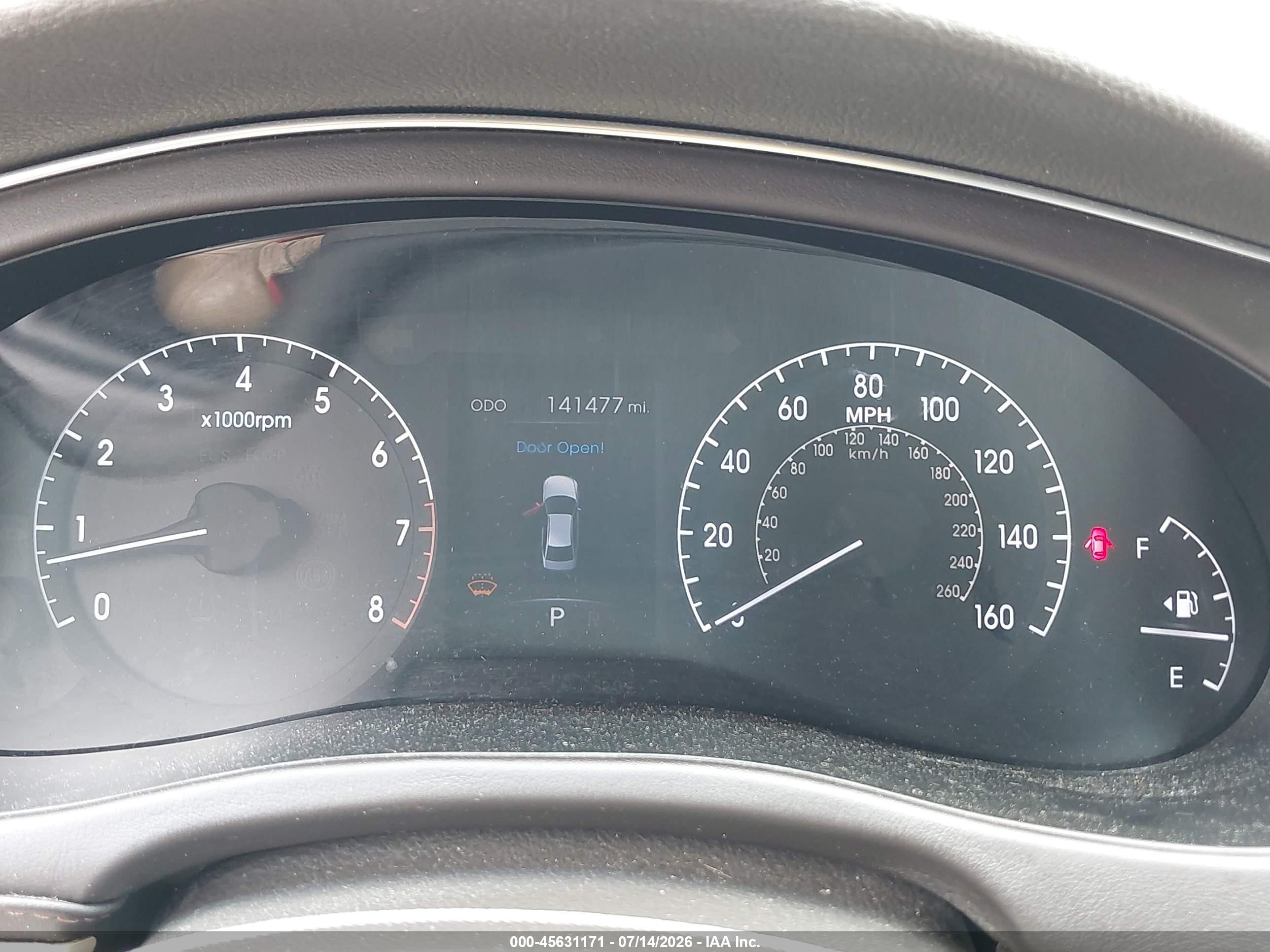 2012 Hyundai Genesis 4.6 Red vin: KMHGC4DF8CU155674
