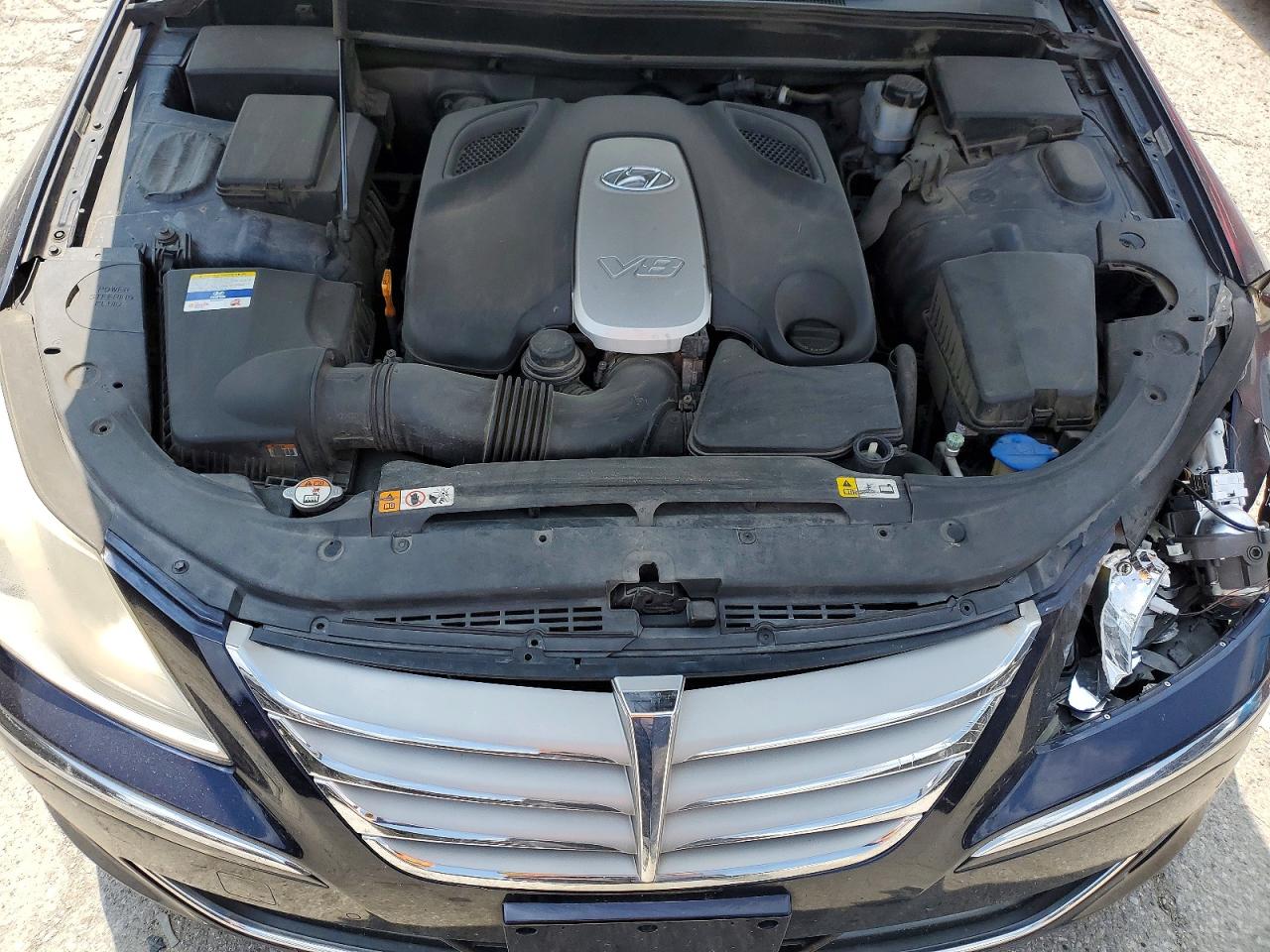 2012 Hyundai Genesis 4.6l Blue vin: KMHGC4DF8CU167744