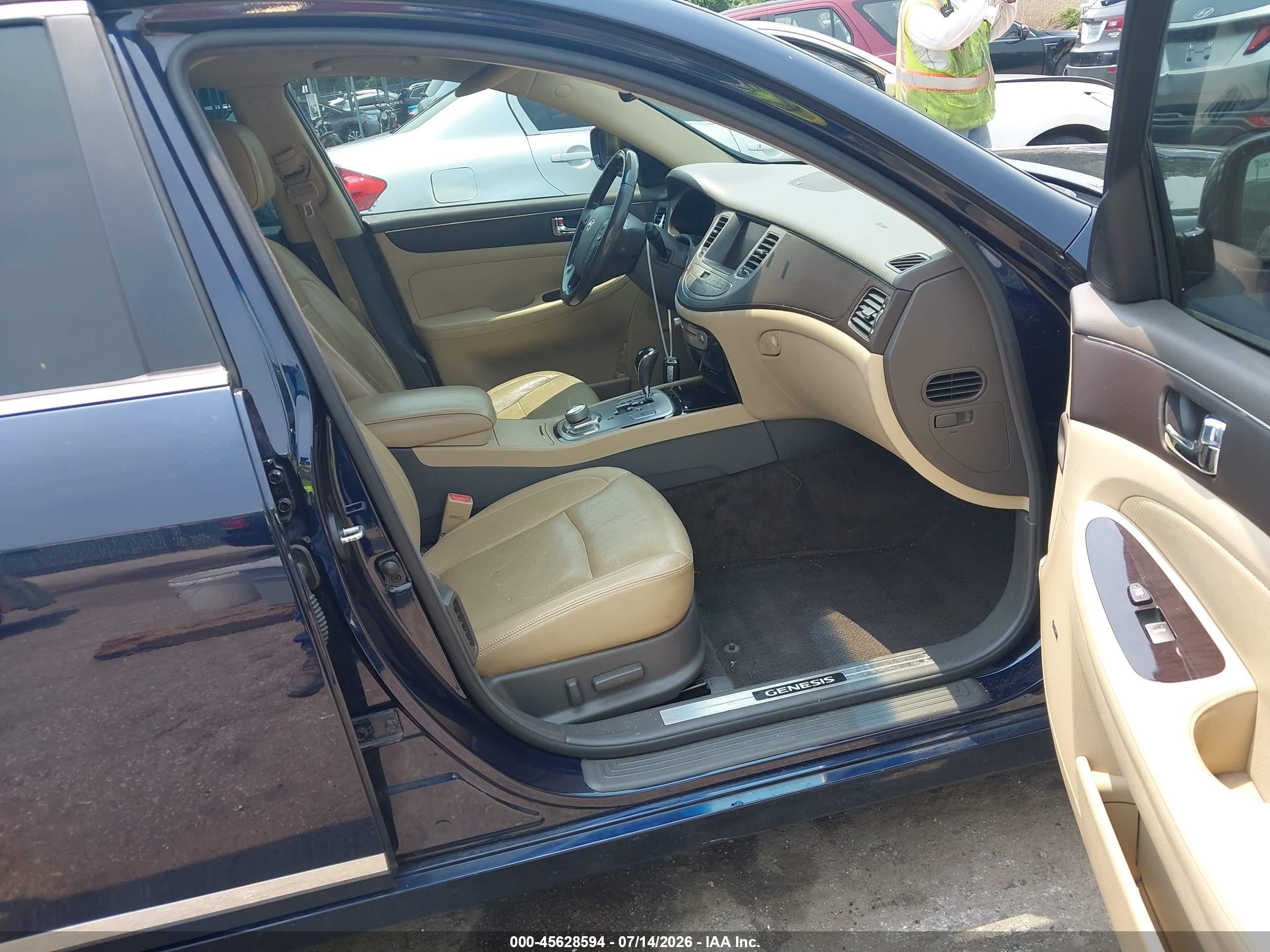 2010 Hyundai Genesis 4.6 Blue vin: KMHGC4DF9AU085549