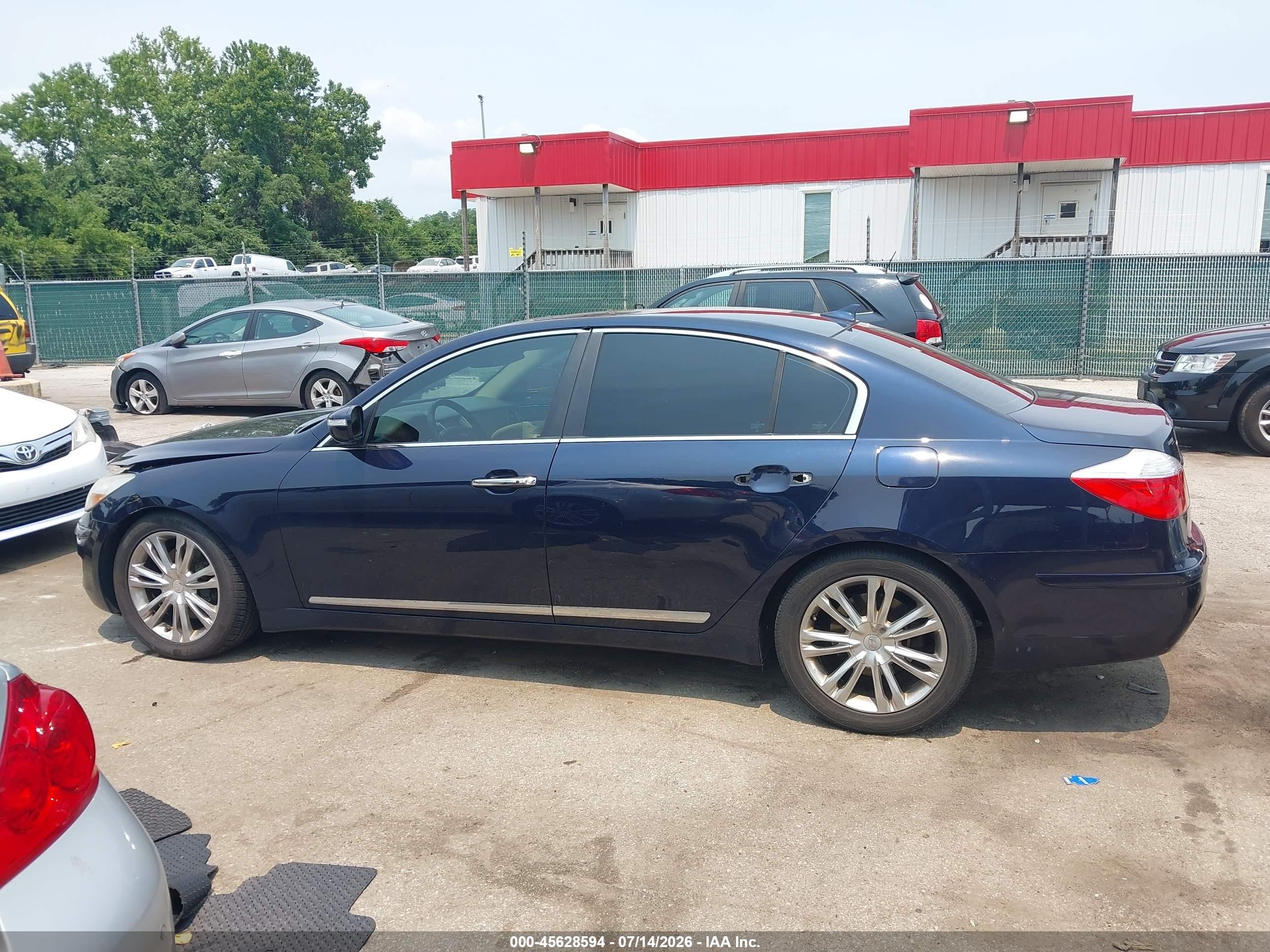 2010 Hyundai Genesis 4.6 Blue vin: KMHGC4DF9AU085549