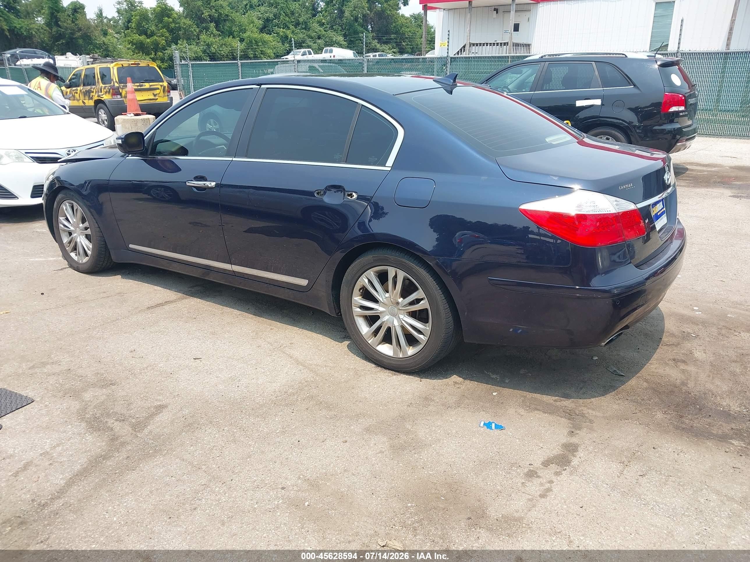 2010 Hyundai Genesis 4.6 Blue vin: KMHGC4DF9AU085549