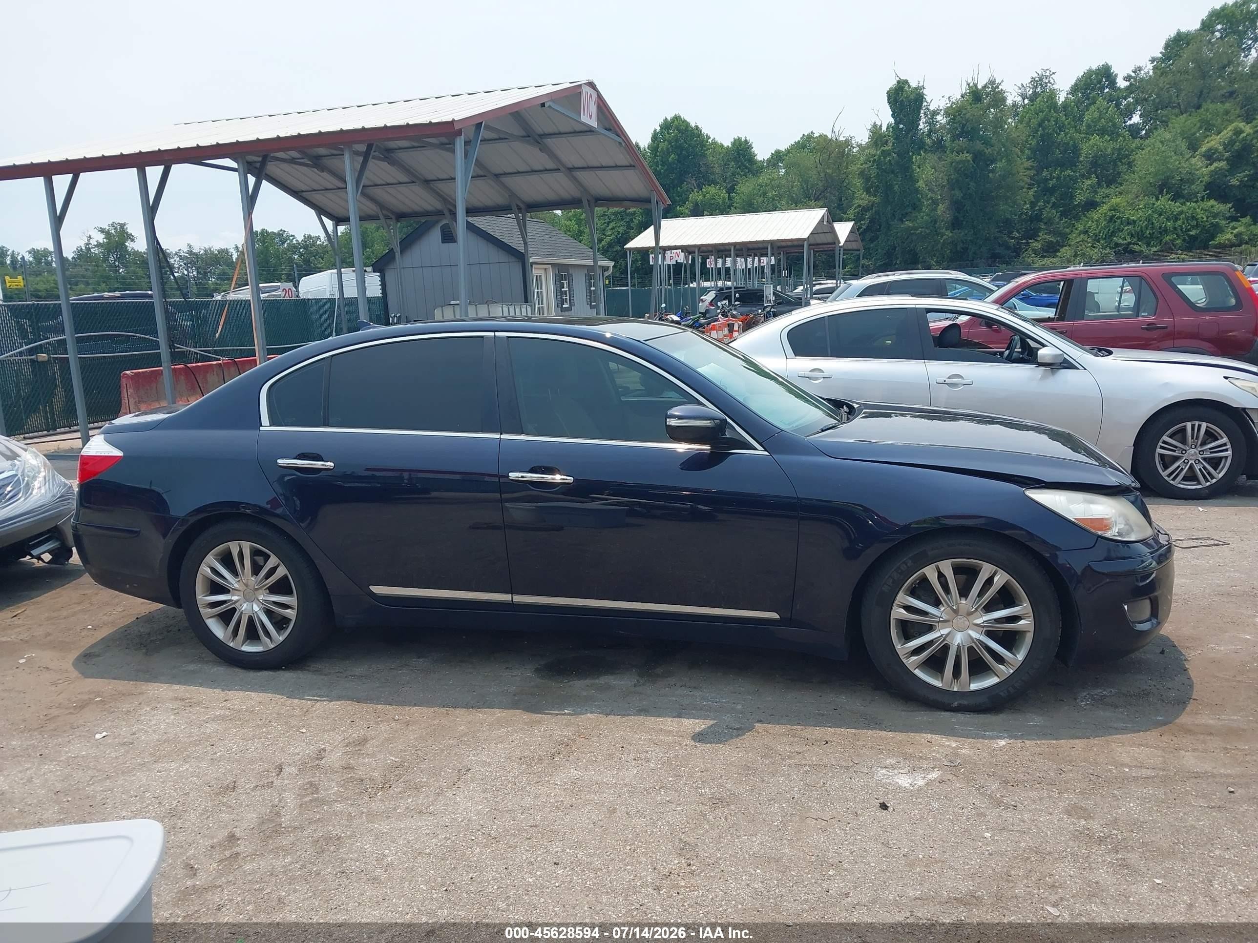 2010 Hyundai Genesis 4.6 Blue vin: KMHGC4DF9AU085549