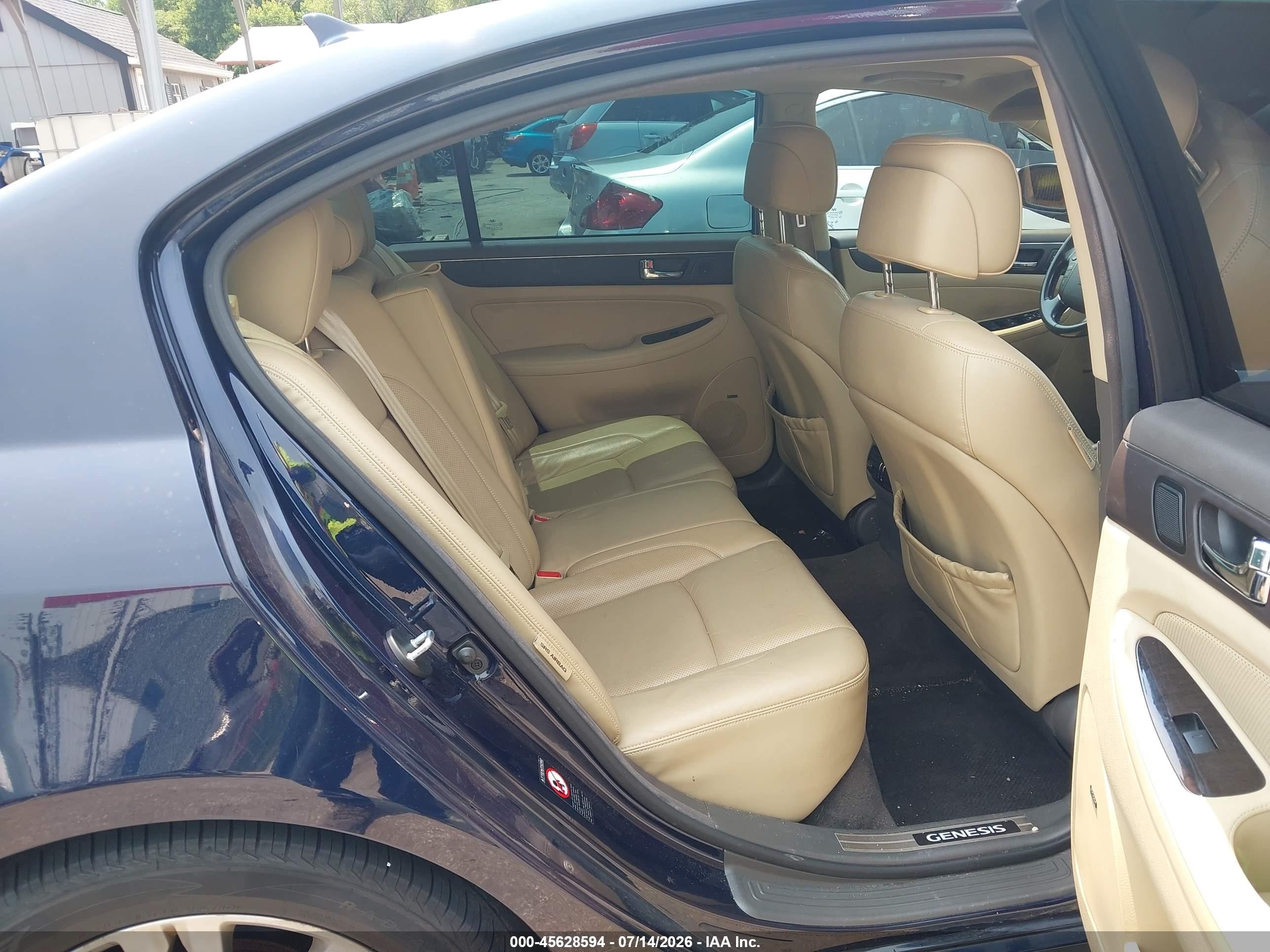 2010 Hyundai Genesis 4.6 Blue vin: KMHGC4DF9AU085549