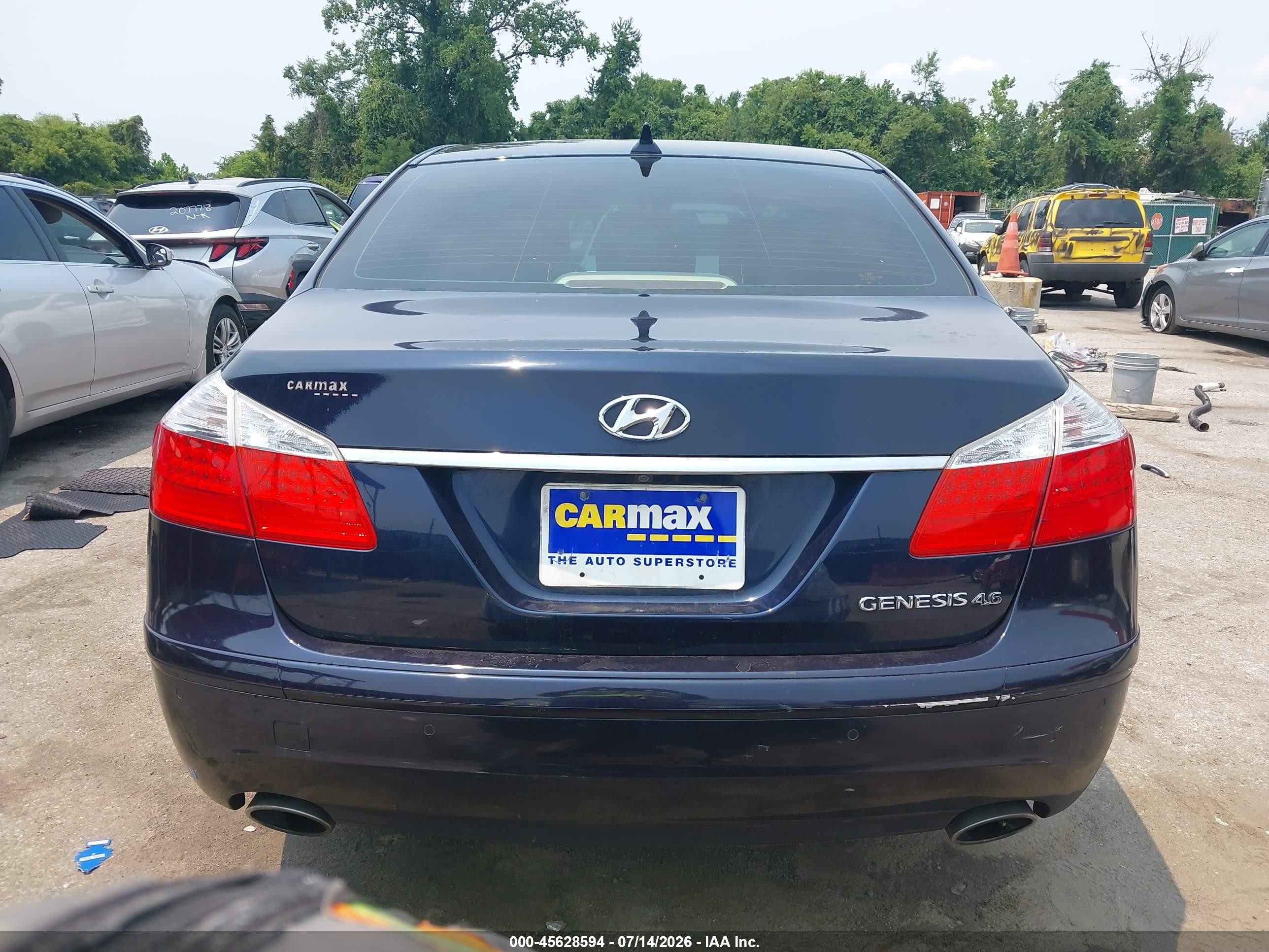 2010 Hyundai Genesis 4.6 Blue vin: KMHGC4DF9AU085549