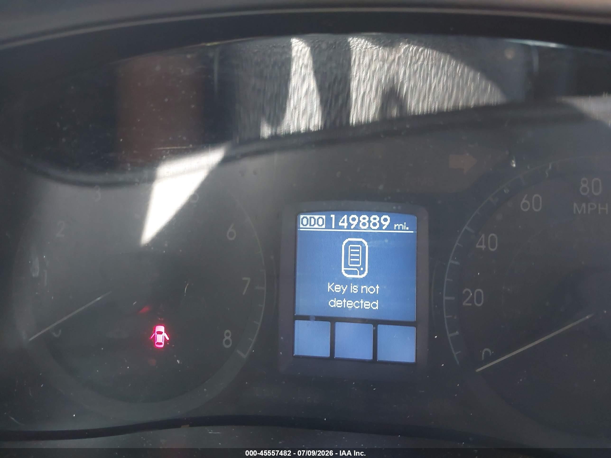 2011 Hyundai Genesis 4.6 Silver vin: KMHGC4DF9BU114825