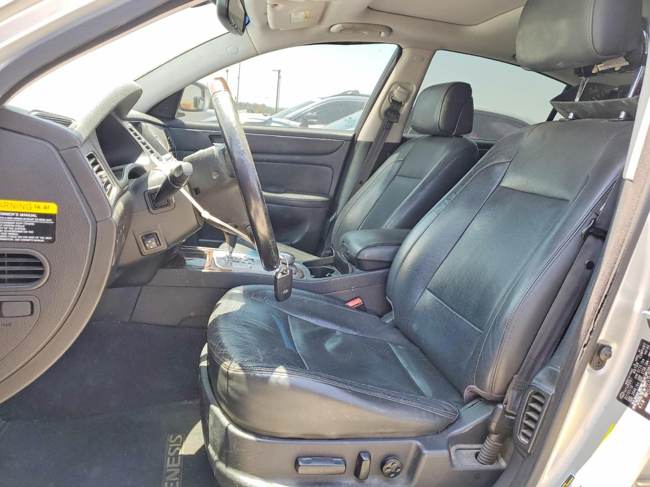2011 Hyundai Genesis 4.6l Silver vin: KMHGC4DF9BU127400