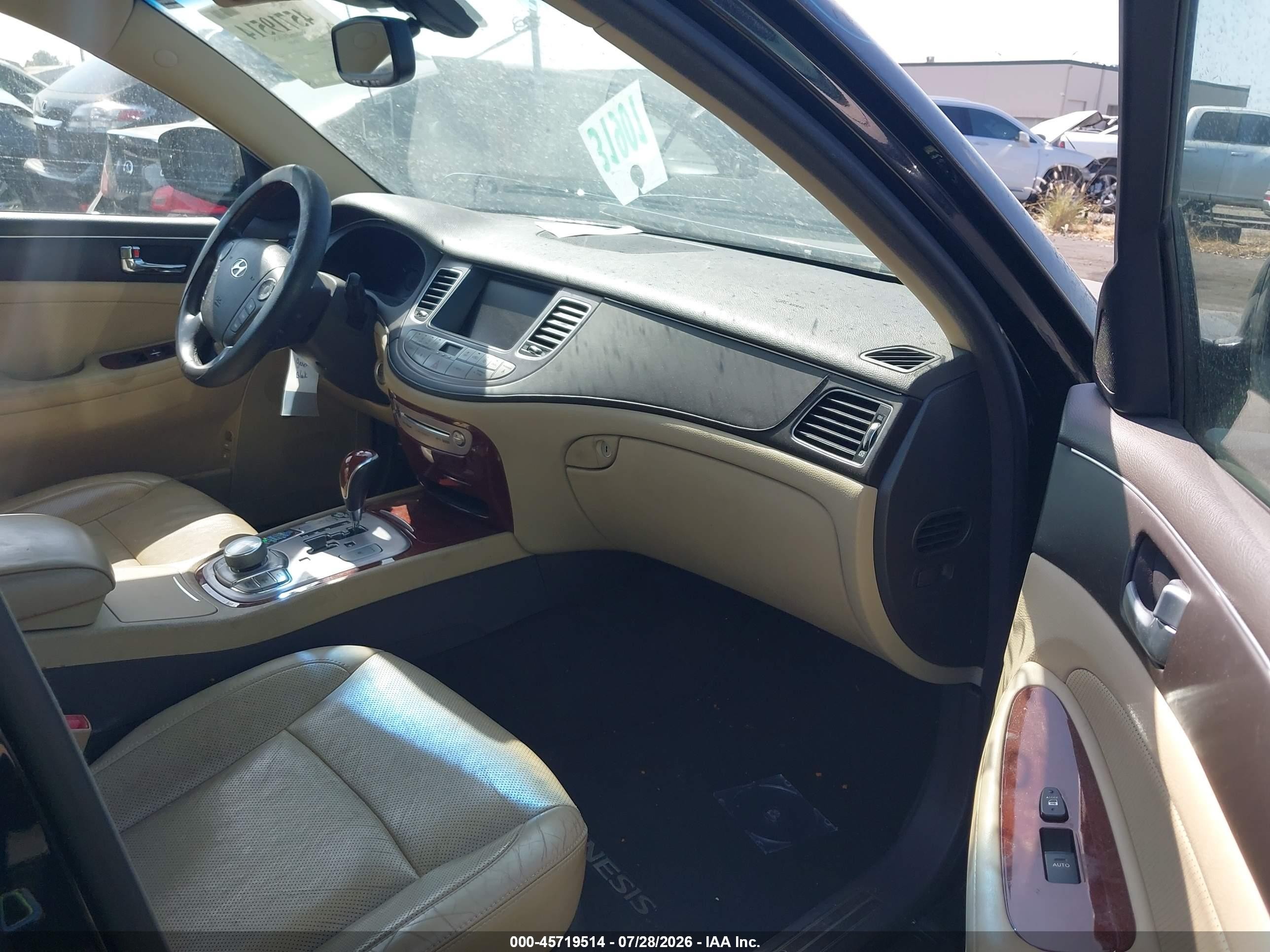 2012 Hyundai Genesis 4.6 Black vin: KMHGC4DF9CU167364