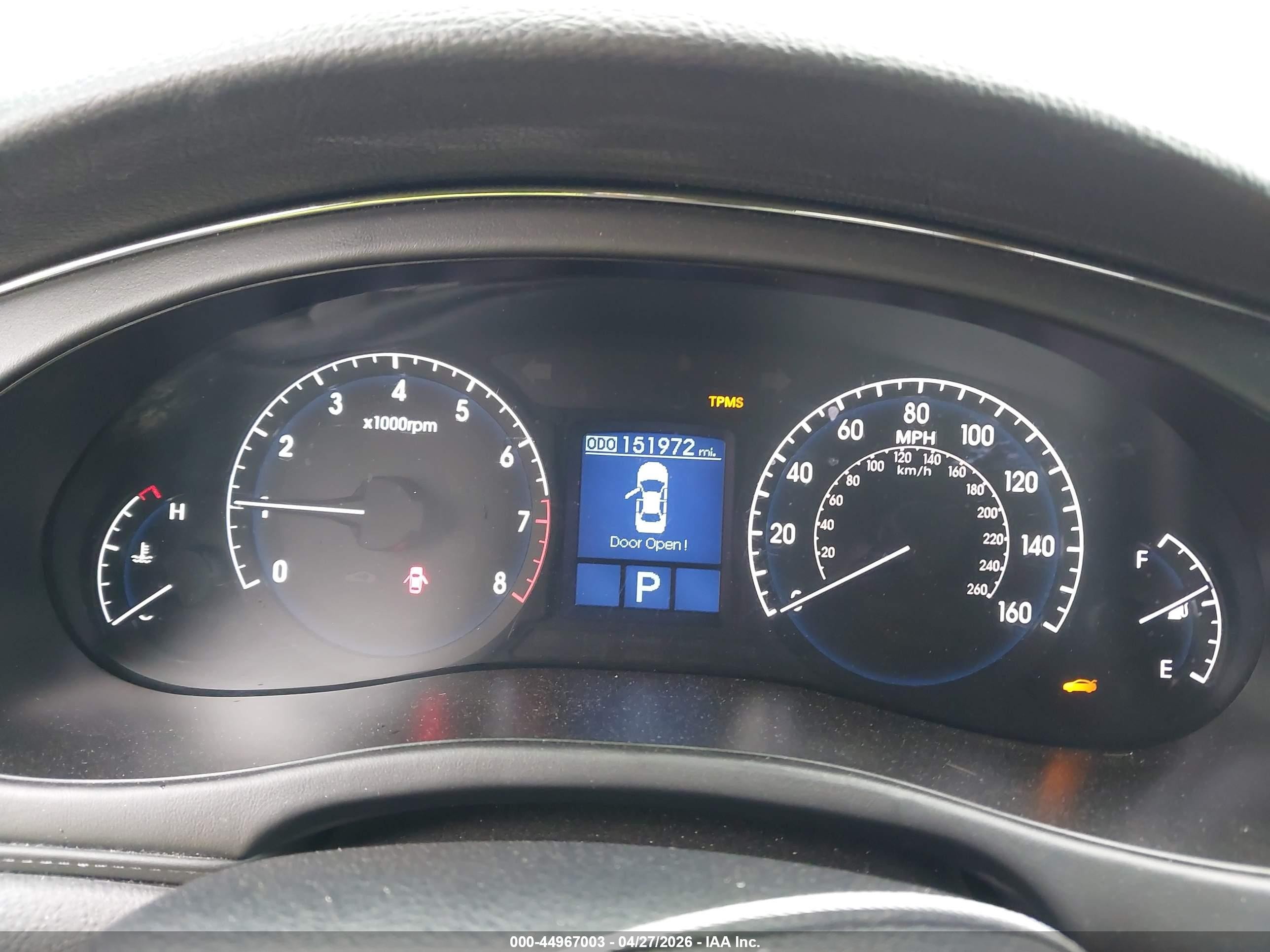 2010 Hyundai Genesis 4.6 Black vin: KMHGC4DFXAU072275
