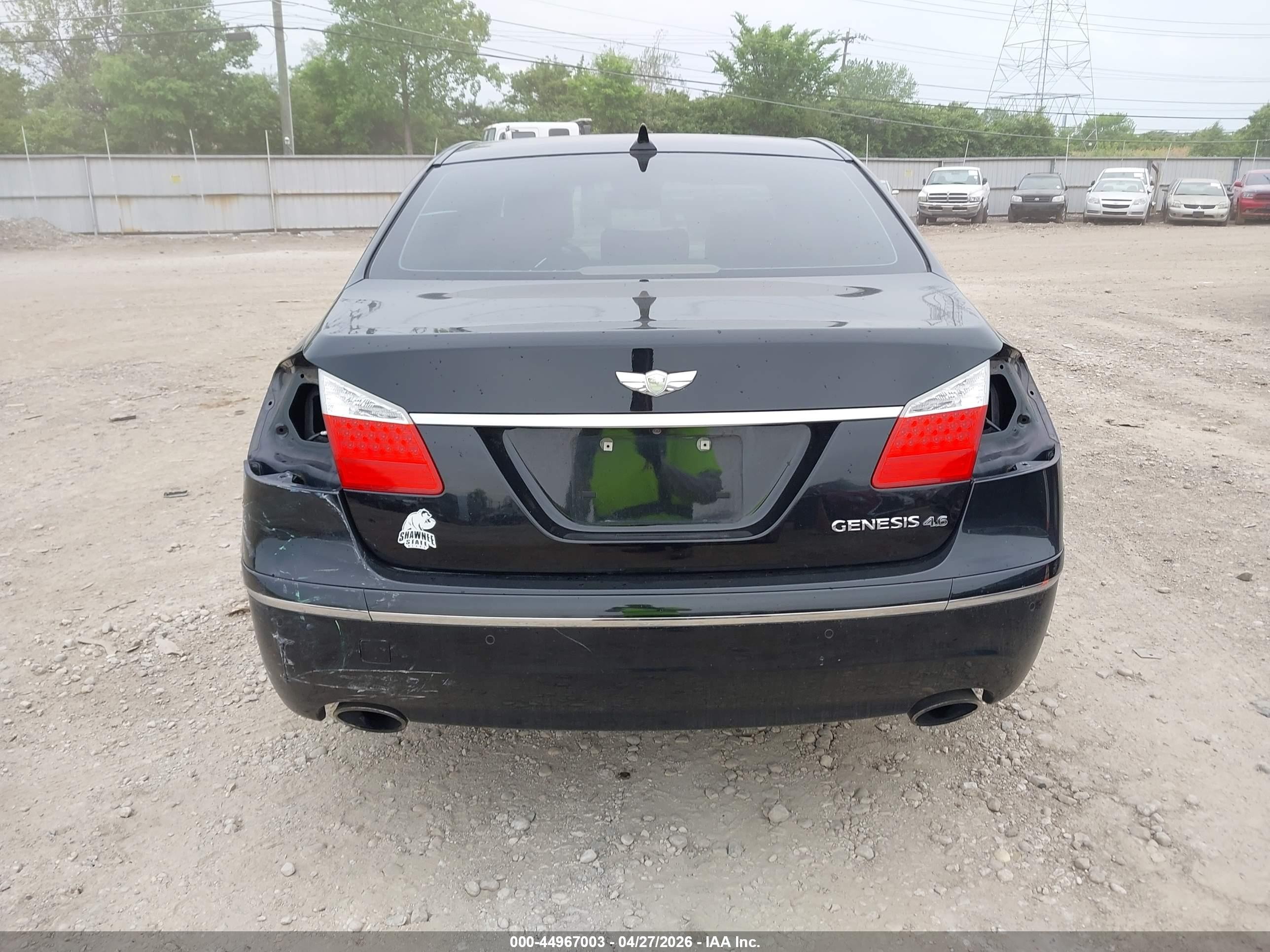2010 Hyundai Genesis 4.6 Black vin: KMHGC4DFXAU072275
