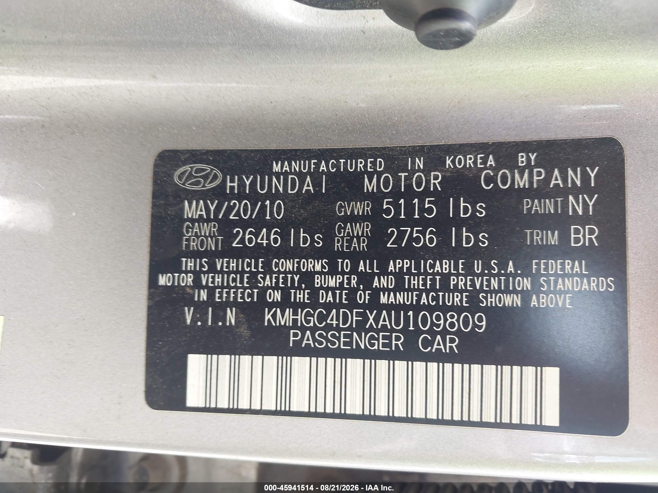 2010 Hyundai Genesis 4.6 Silver vin: KMHGC4DFXAU109809
