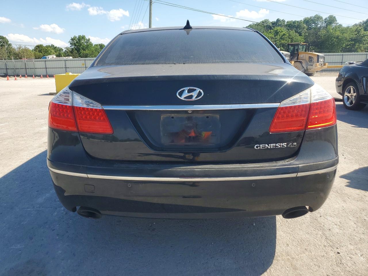 2011 Hyundai Genesis 4.6l Black vin: KMHGC4DFXBU129737