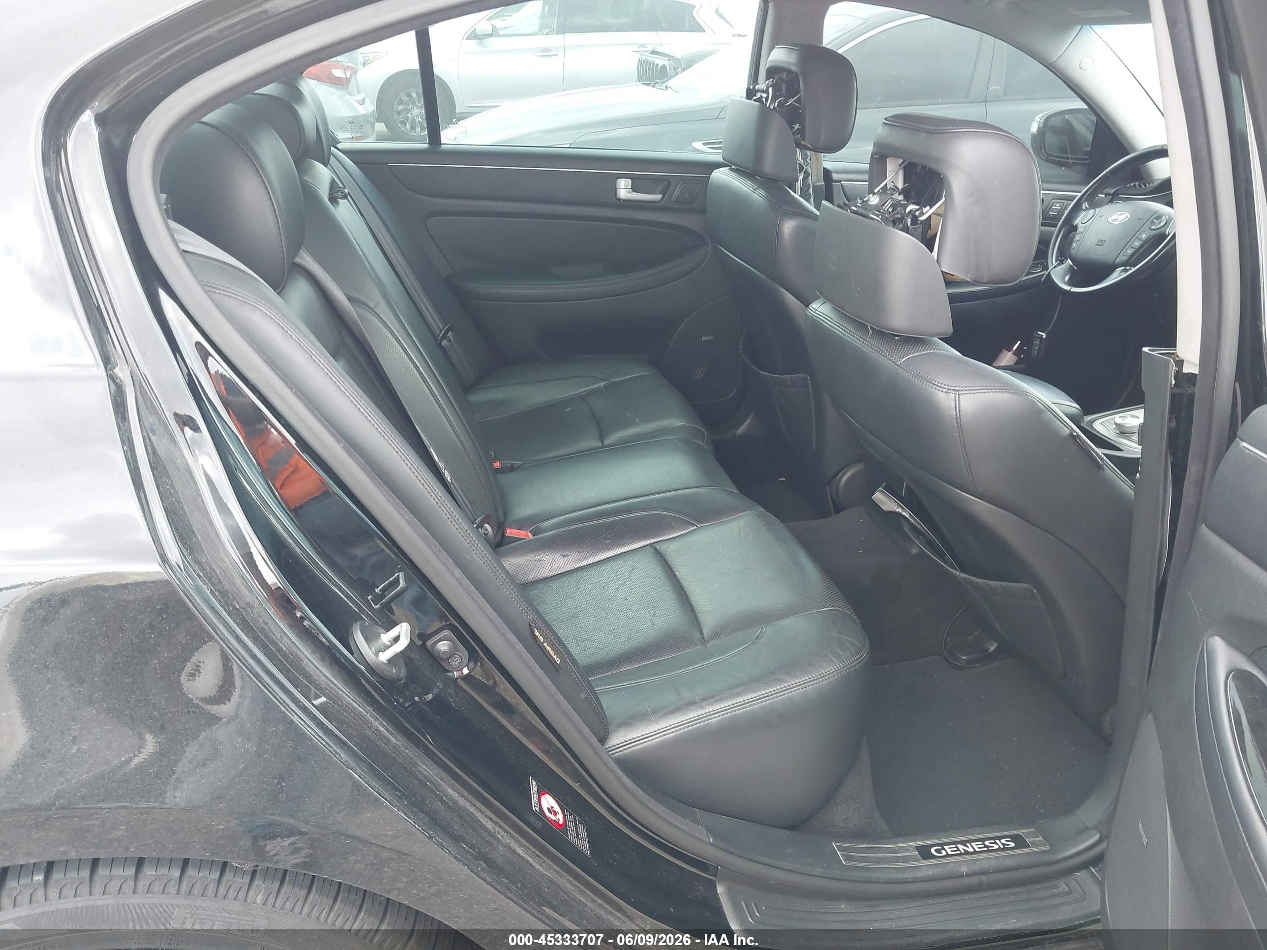 2013 Hyundai Genesis 5.0 R-spec Black vin: KMHGC4DH0DU257151