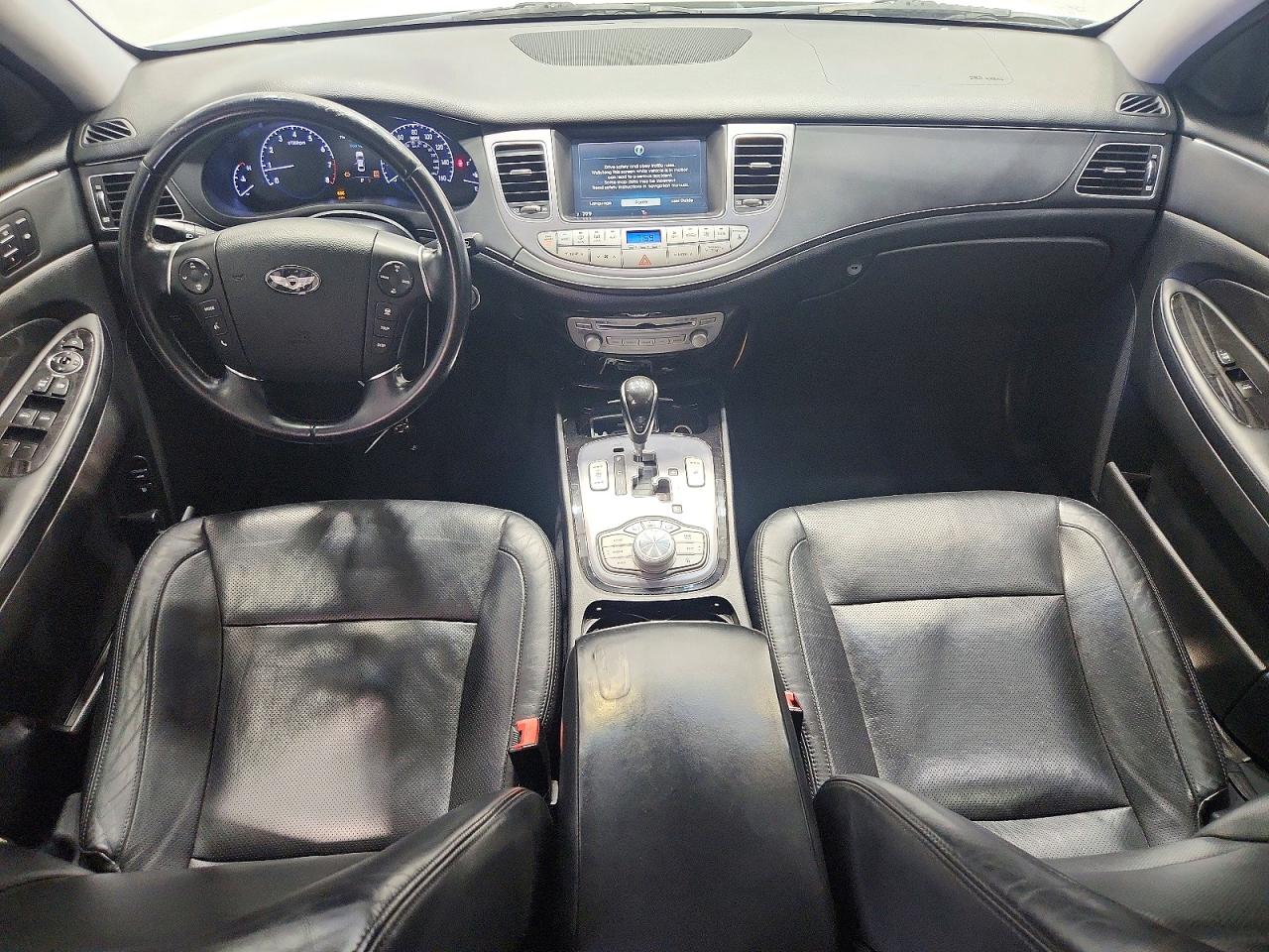 2013 Hyundai Genesis 5.0l White vin: KMHGC4DH1DU226099