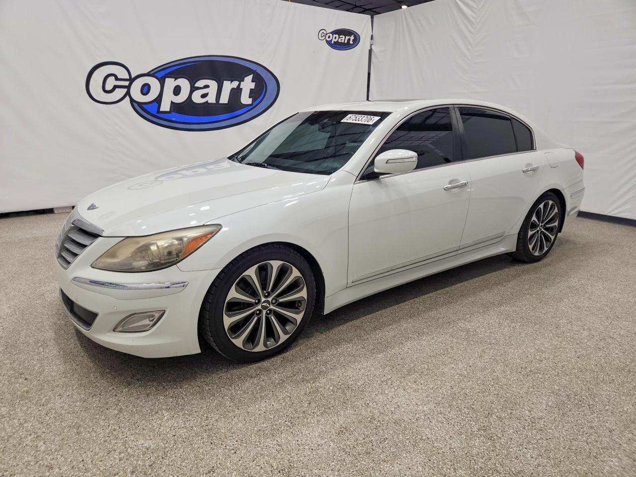 2013 Hyundai Genesis 5.0l White vin: KMHGC4DH1DU226099
