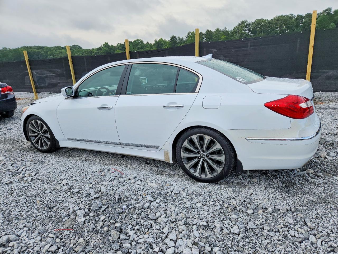 2014 Hyundai Genesis 5.0l White vin: KMHGC4DH2EU261042