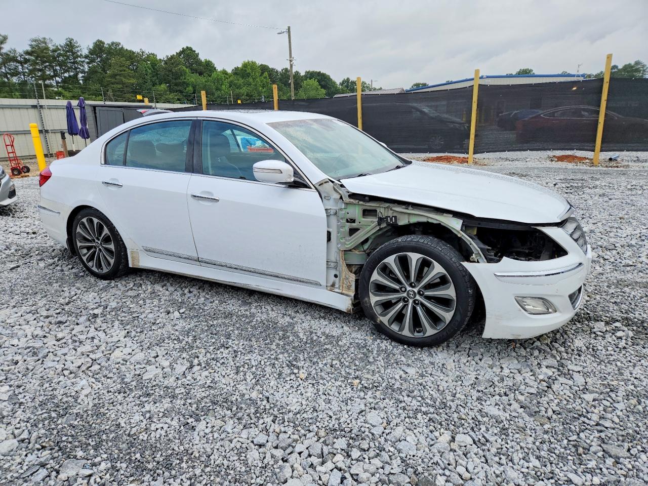 2014 Hyundai Genesis 5.0l White vin: KMHGC4DH2EU261042