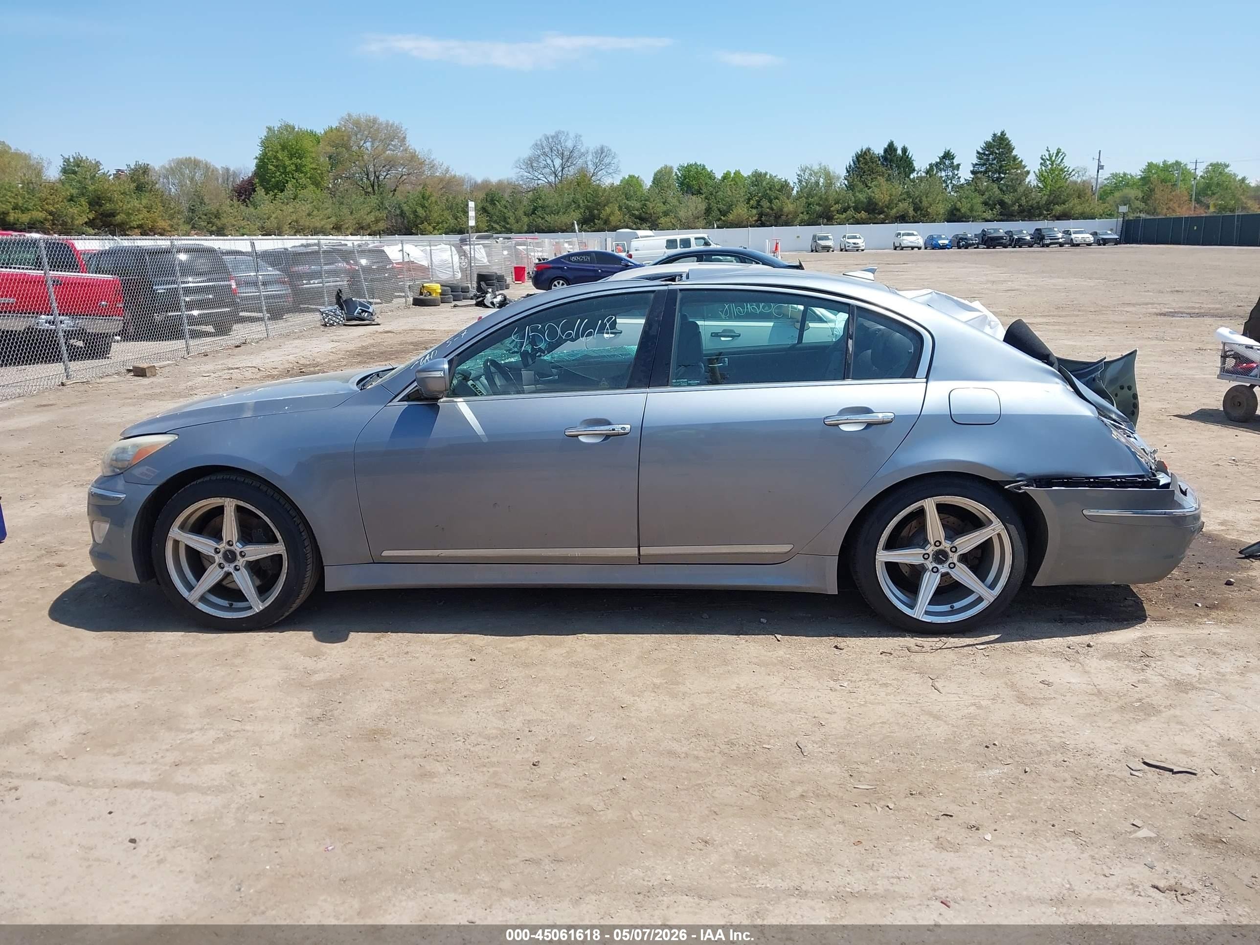 2014 Hyundai Genesis 5.0 R-spec Light Blue vin: KMHGC4DH3EU2B1536