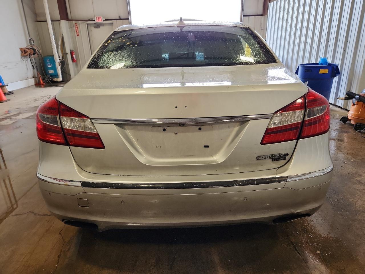 2013 Hyundai Genesis 5.0l Silver vin: KMHGC4DH6DU225322 Damage: Rear Emblem, Missing, Replacement Required
