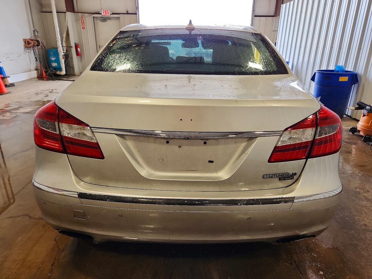 2013 Hyundai Genesis 5.0l Silver vin: KMHGC4DH6DU225322