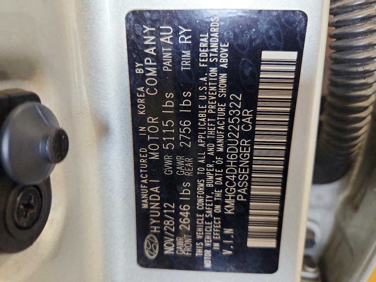 2013 Hyundai Genesis 5.0l Silver vin: KMHGC4DH6DU225322
