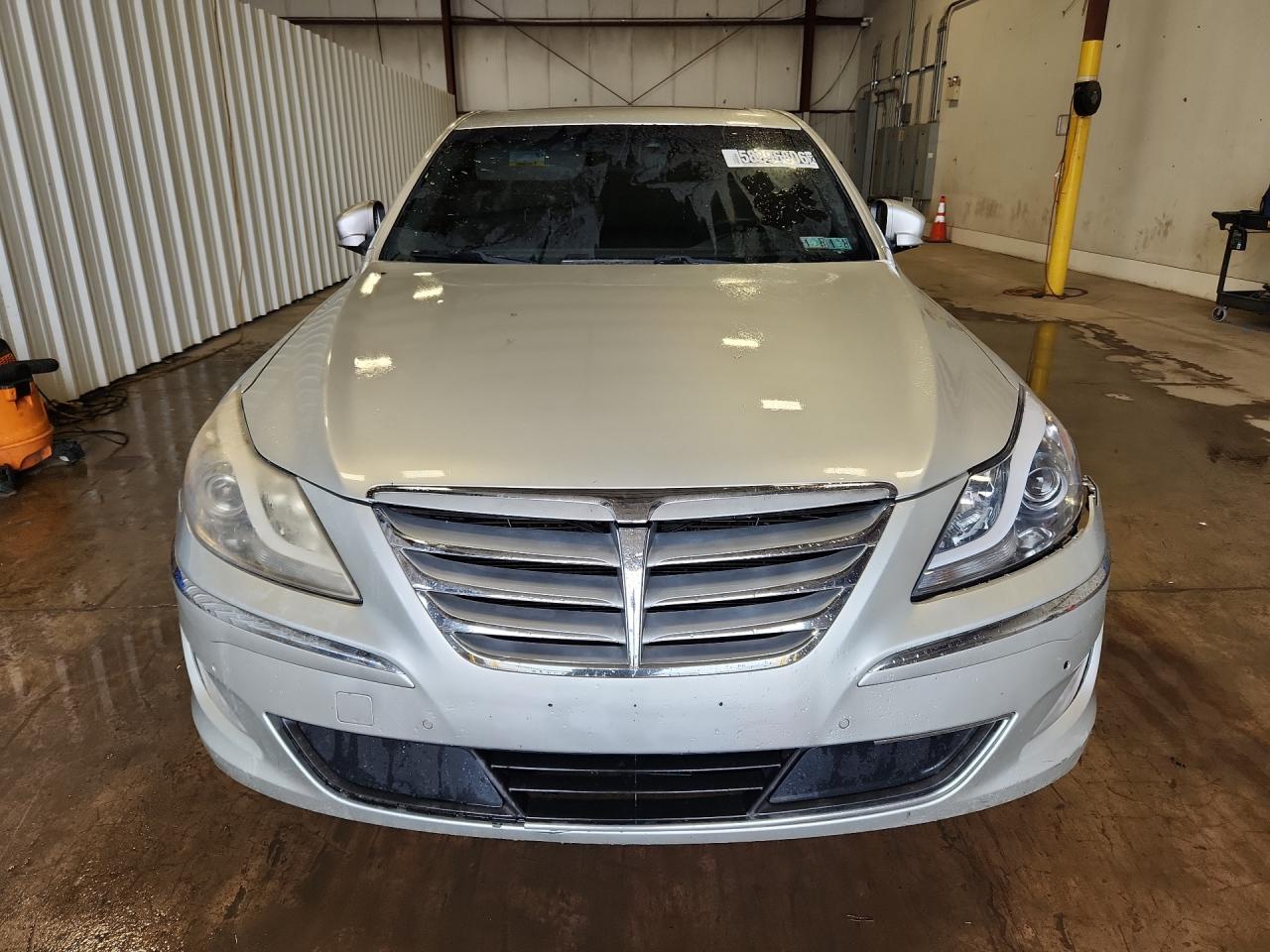 2013 Hyundai Genesis 5.0l Silver vin: KMHGC4DH6DU225322 Damage: Left Head Lamp, Faded, Repair Required