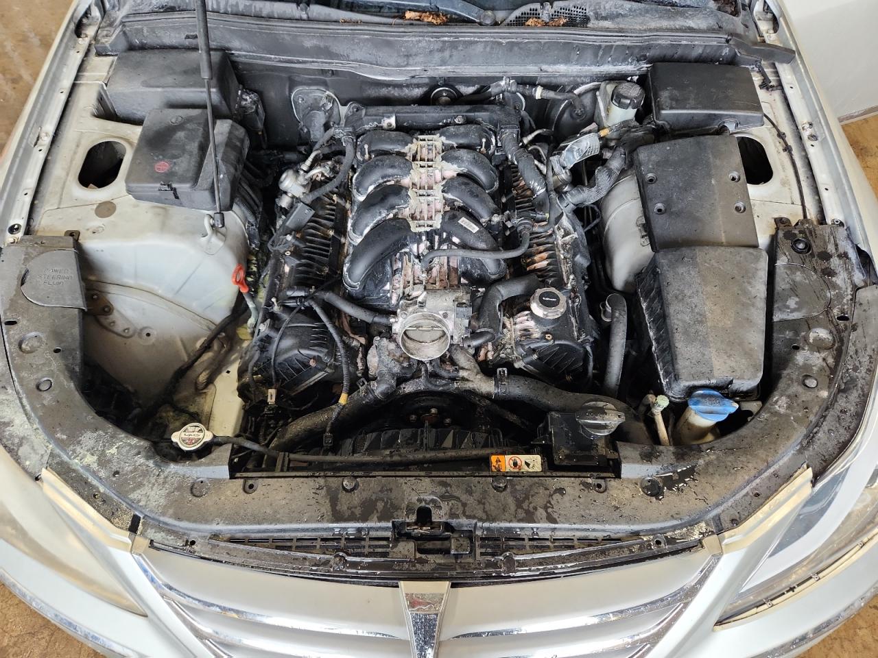 2013 Hyundai Genesis 5.0l Silver vin: KMHGC4DH6DU225322 Damage: Air Filter Element, Missing, Replacement Required