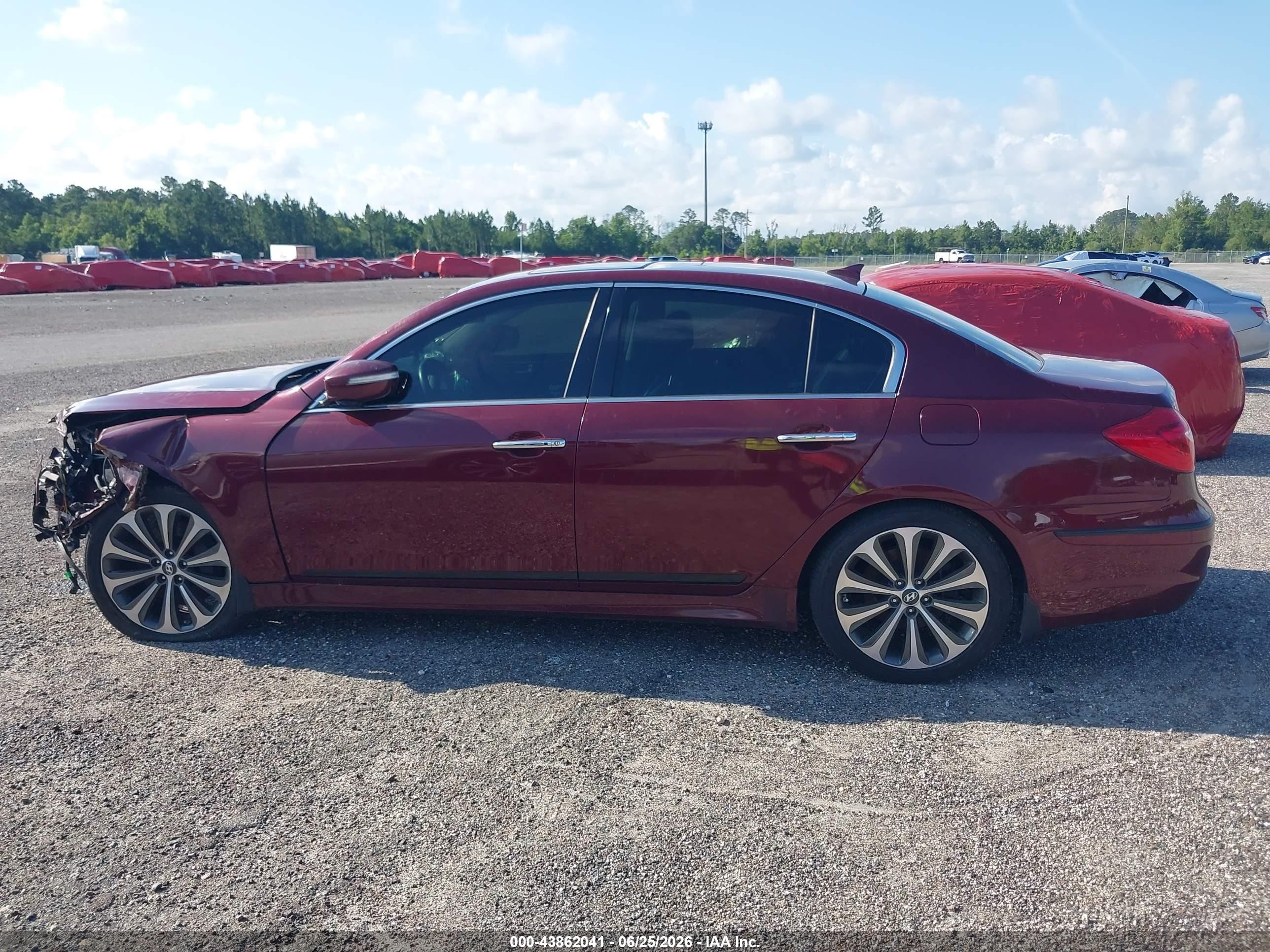 2013 Hyundai Genesis 5.0 R-spec Red vin: KMHGC4DH7DU230318