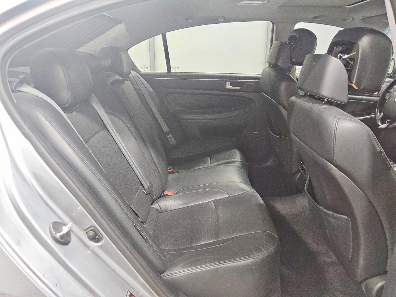 2014 Hyundai Genesis 5.0l Gray vin: KMHGC4DHXEU265016