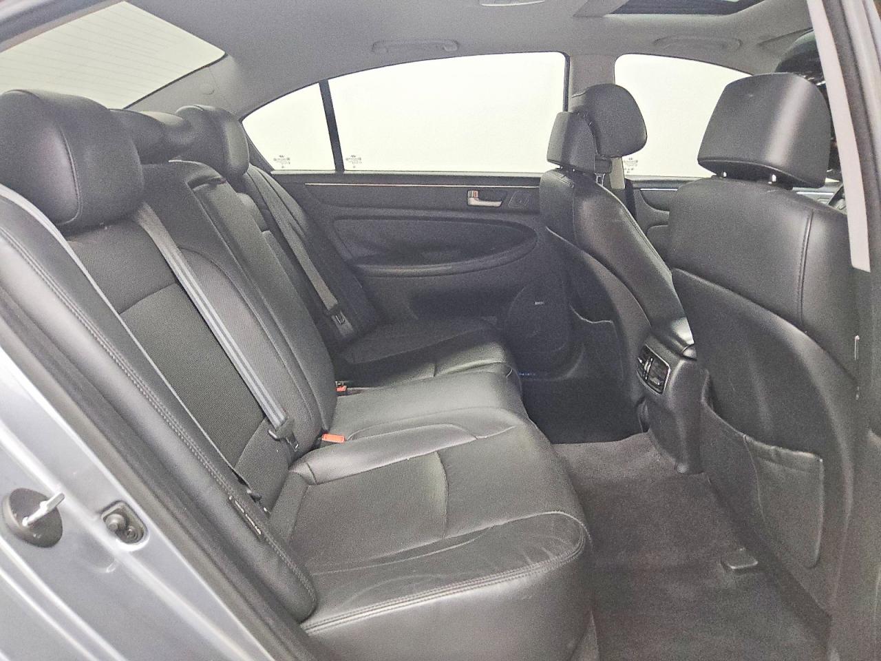 2014 Hyundai Genesis 5.0l Серый vin: KMHGC4DHXEU265016