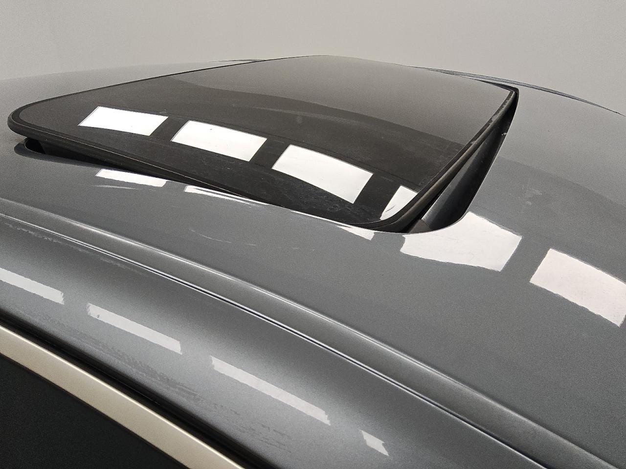 2014 Hyundai Genesis 5.0l Серый vin: KMHGC4DHXEU265016 Damage: Roof, Heavy Scratch, 5 To 6 Inches