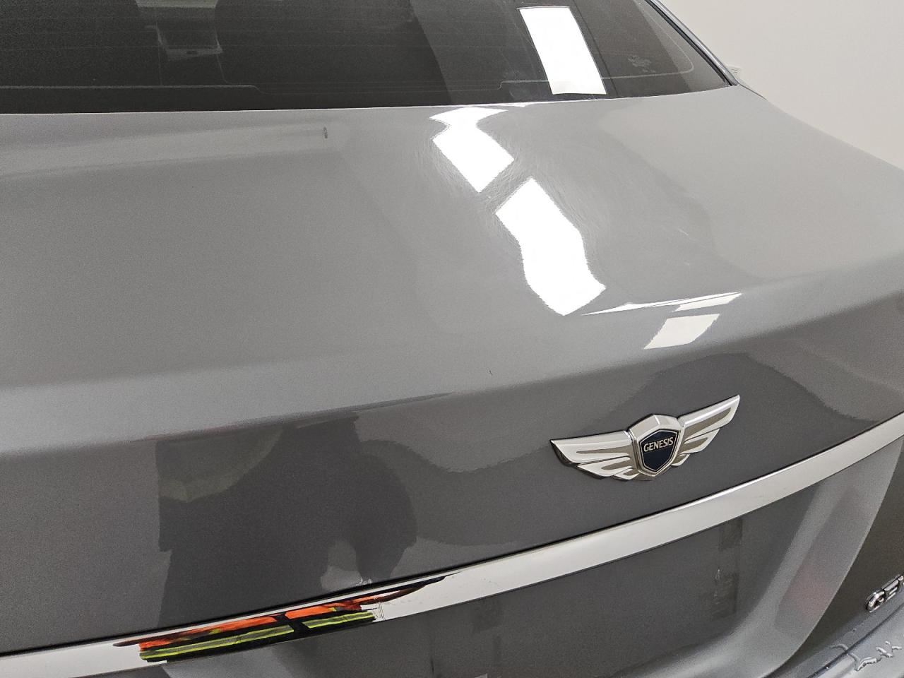 2014 Hyundai Genesis 5.0l Серый vin: KMHGC4DHXEU265016 Damage: Deck Lid, Dent(S) W/ Paint Dmg, 1 To 2 Inches