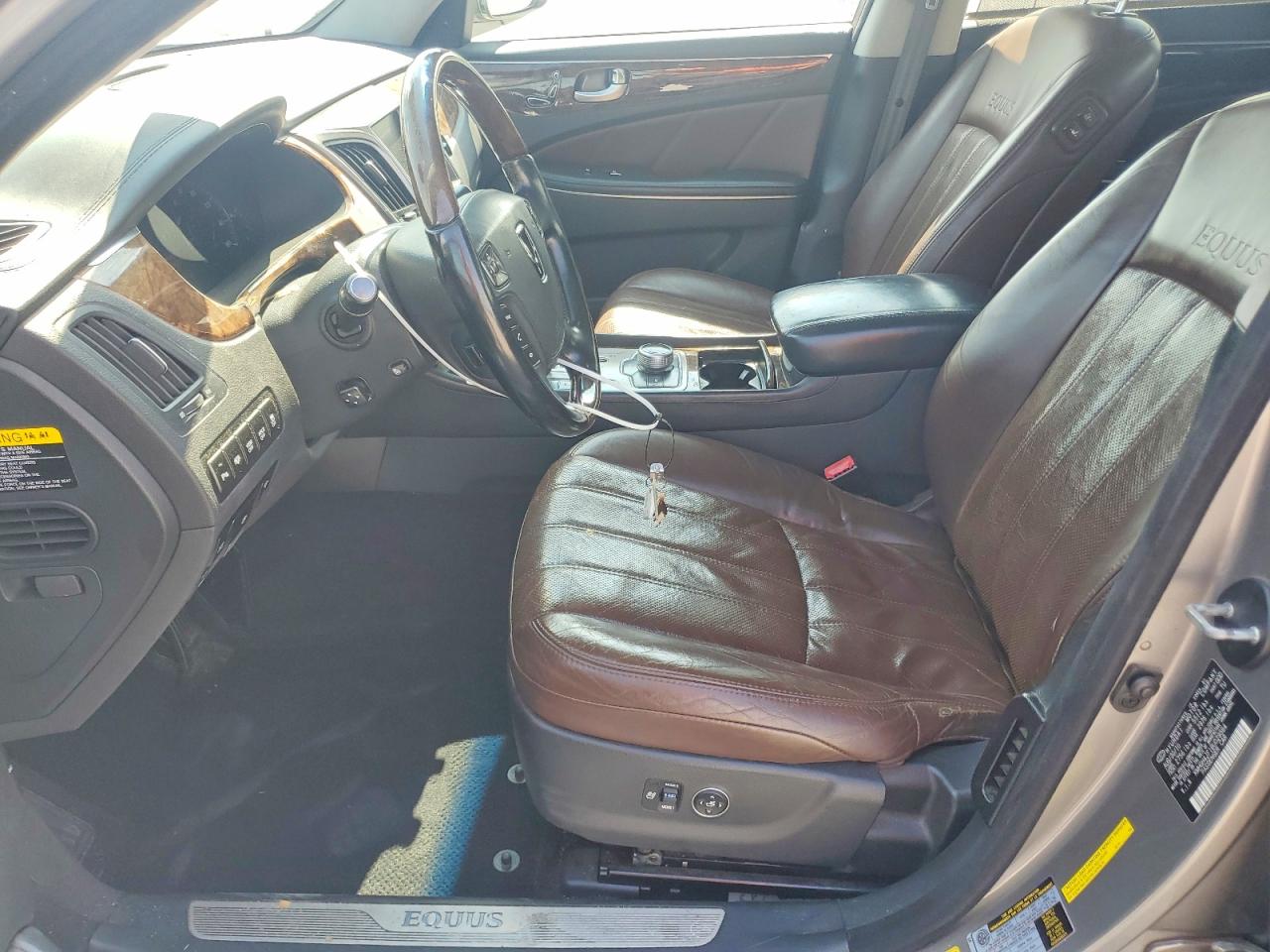 2011 Hyundai Equus Signature Серебряный vin: KMHGH4JF1BU029564
