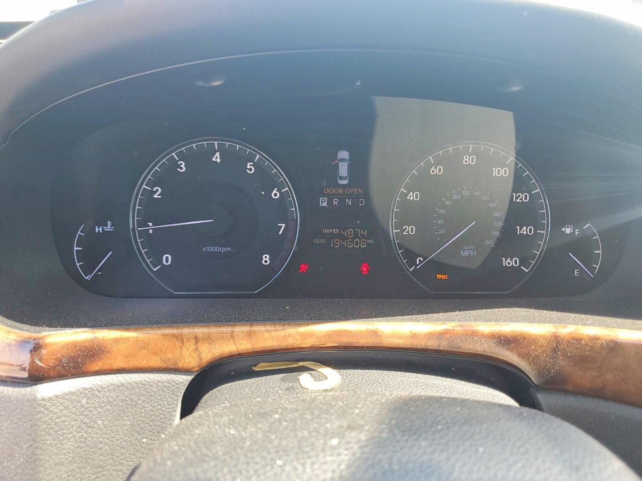 2011 Hyundai Equus Signature Серебряный vin: KMHGH4JF1BU029564