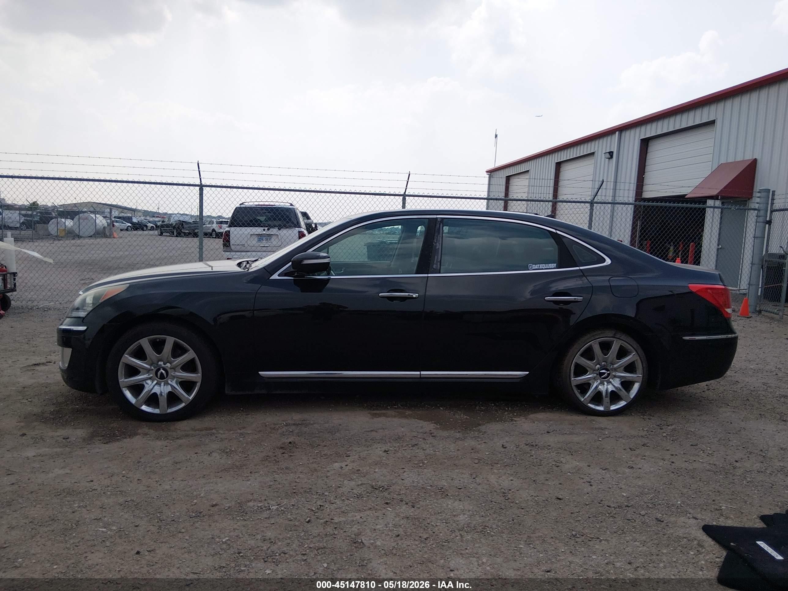 2011 Hyundai Equus Signature Black vin: KMHGH4JF4BU028960