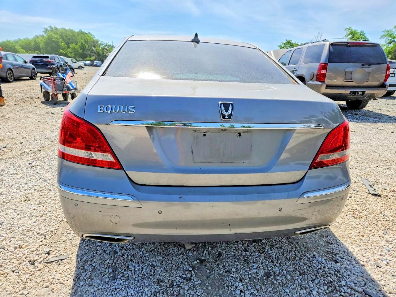 2011 Hyundai Equus Signature Silver vin: KMHGH4JF4BU029431