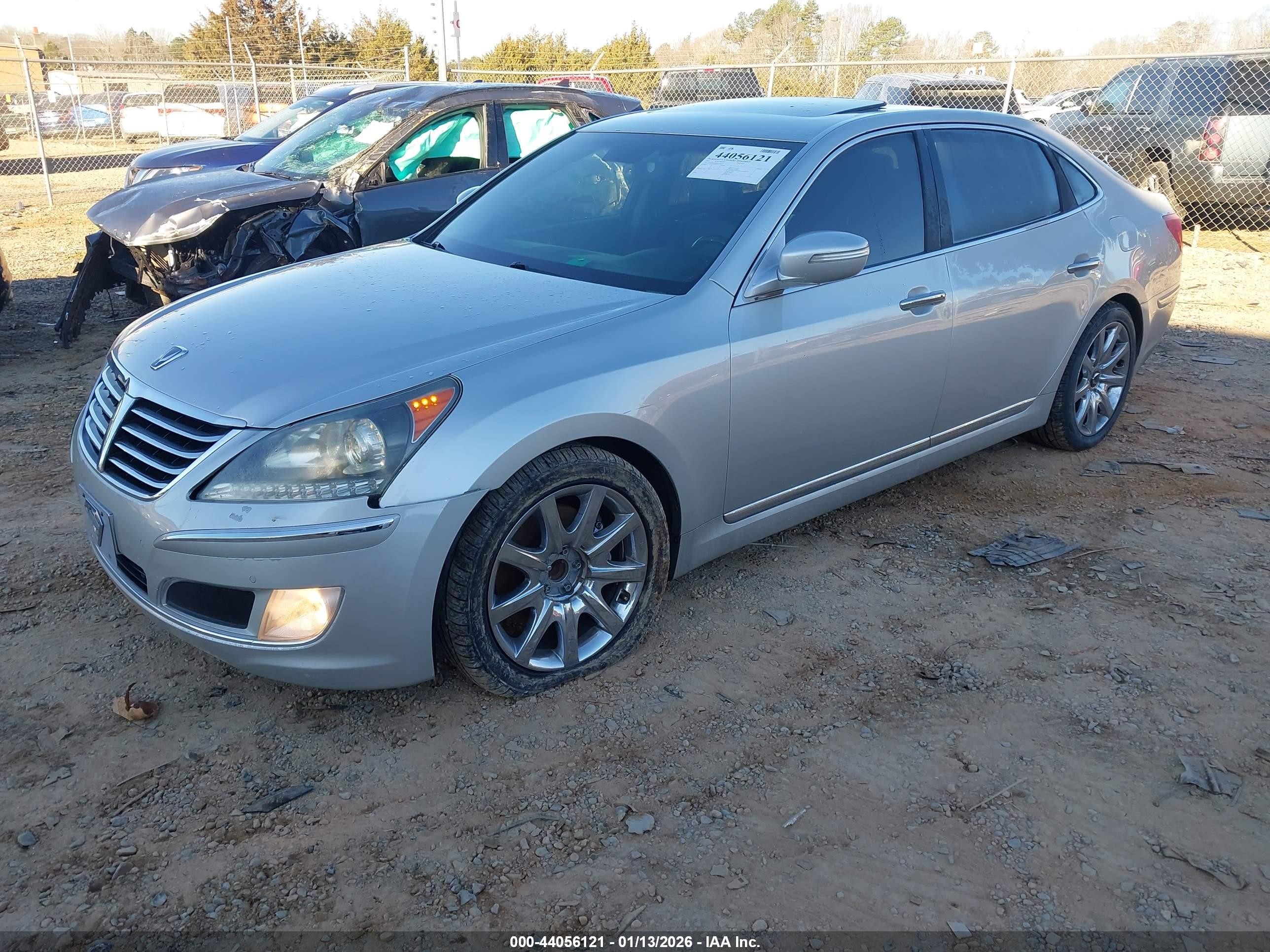 2011 Hyundai Equus Signature Silver vin: KMHGH4JF6BU029432