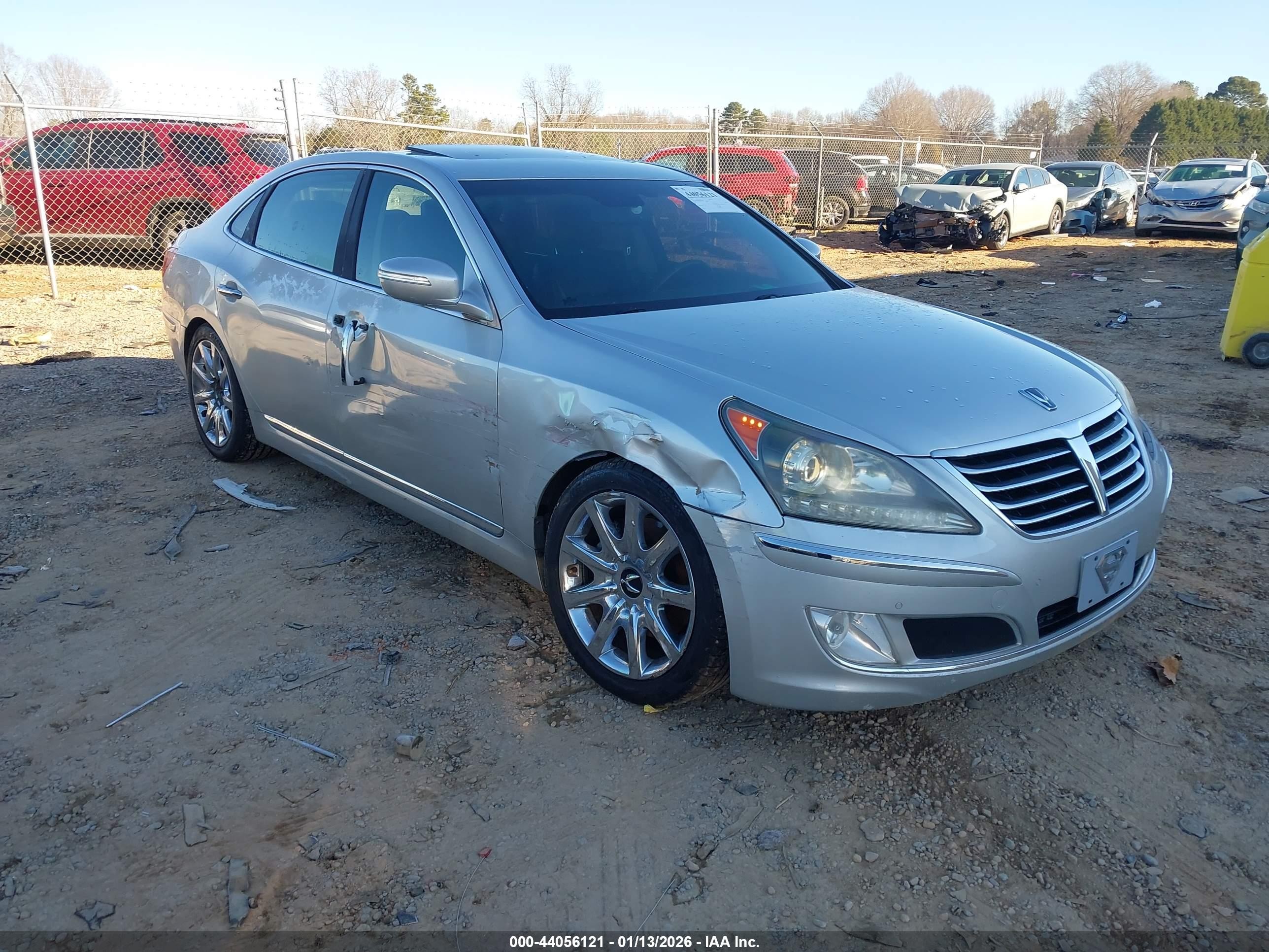 2011 Hyundai Equus Signature Silver vin: KMHGH4JF6BU029432