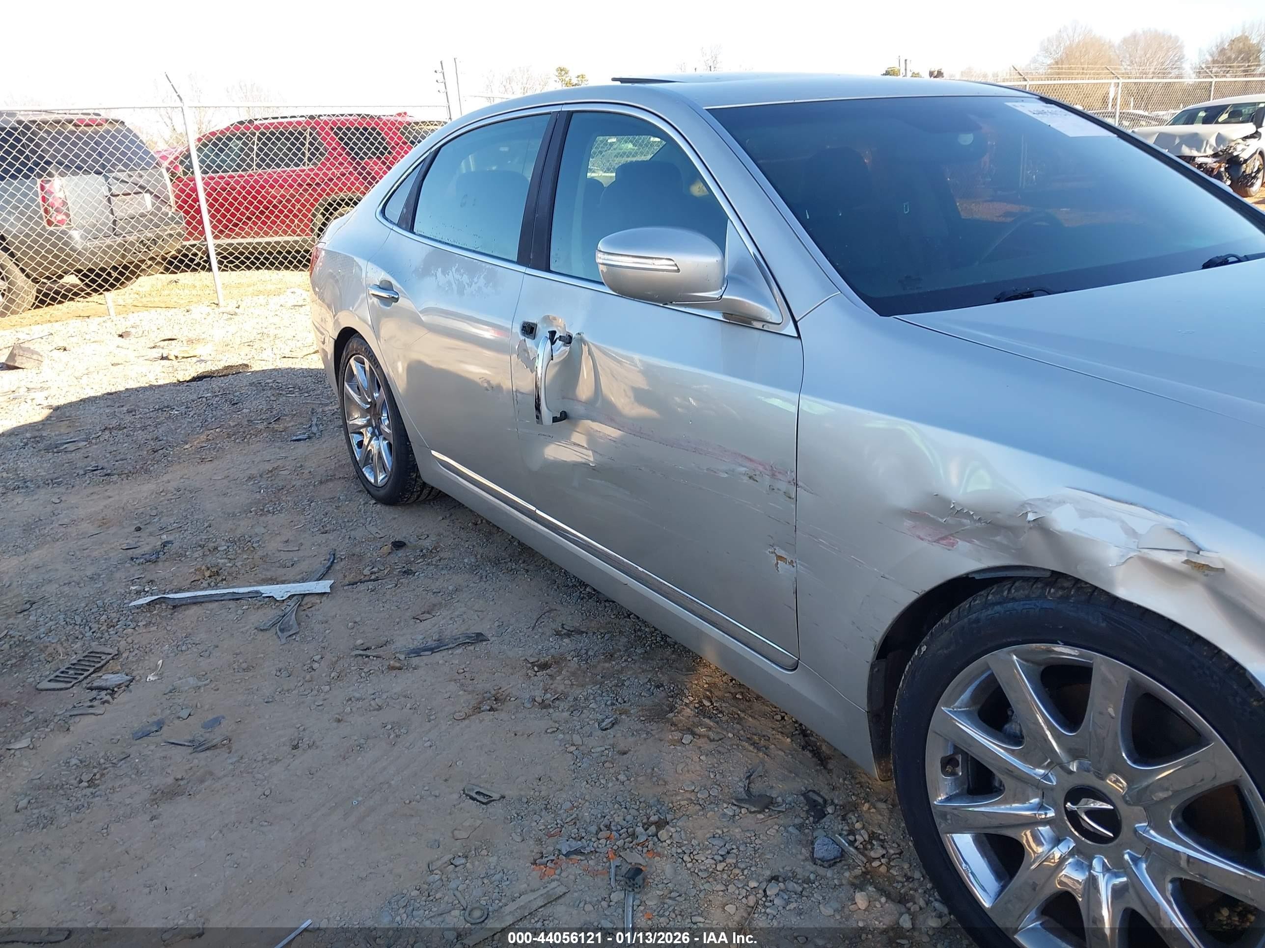 2011 Hyundai Equus Signature Silver vin: KMHGH4JF6BU029432