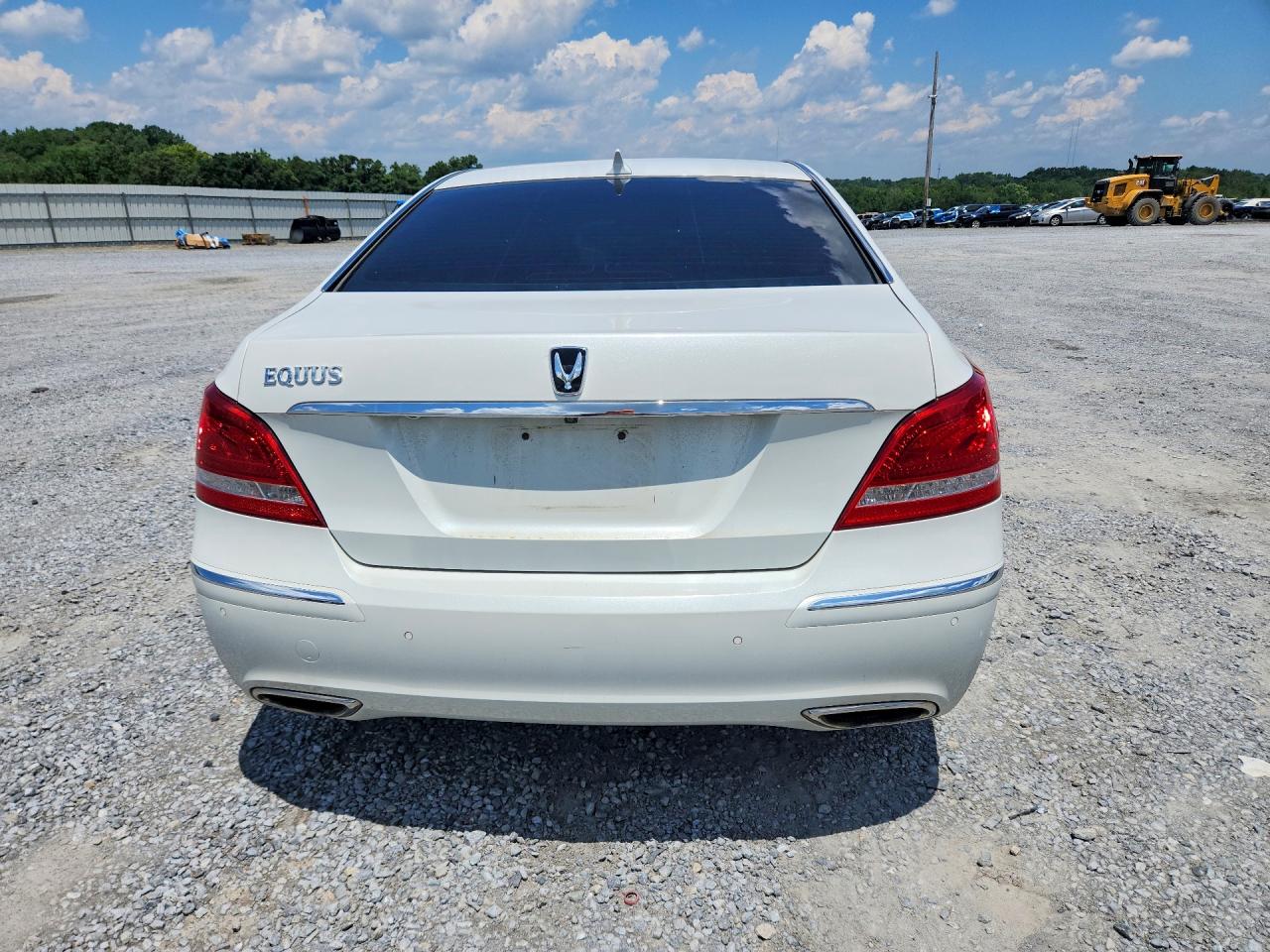 2011 Hyundai Equus Ultimate White vin: KMHGH4JF6BU034078