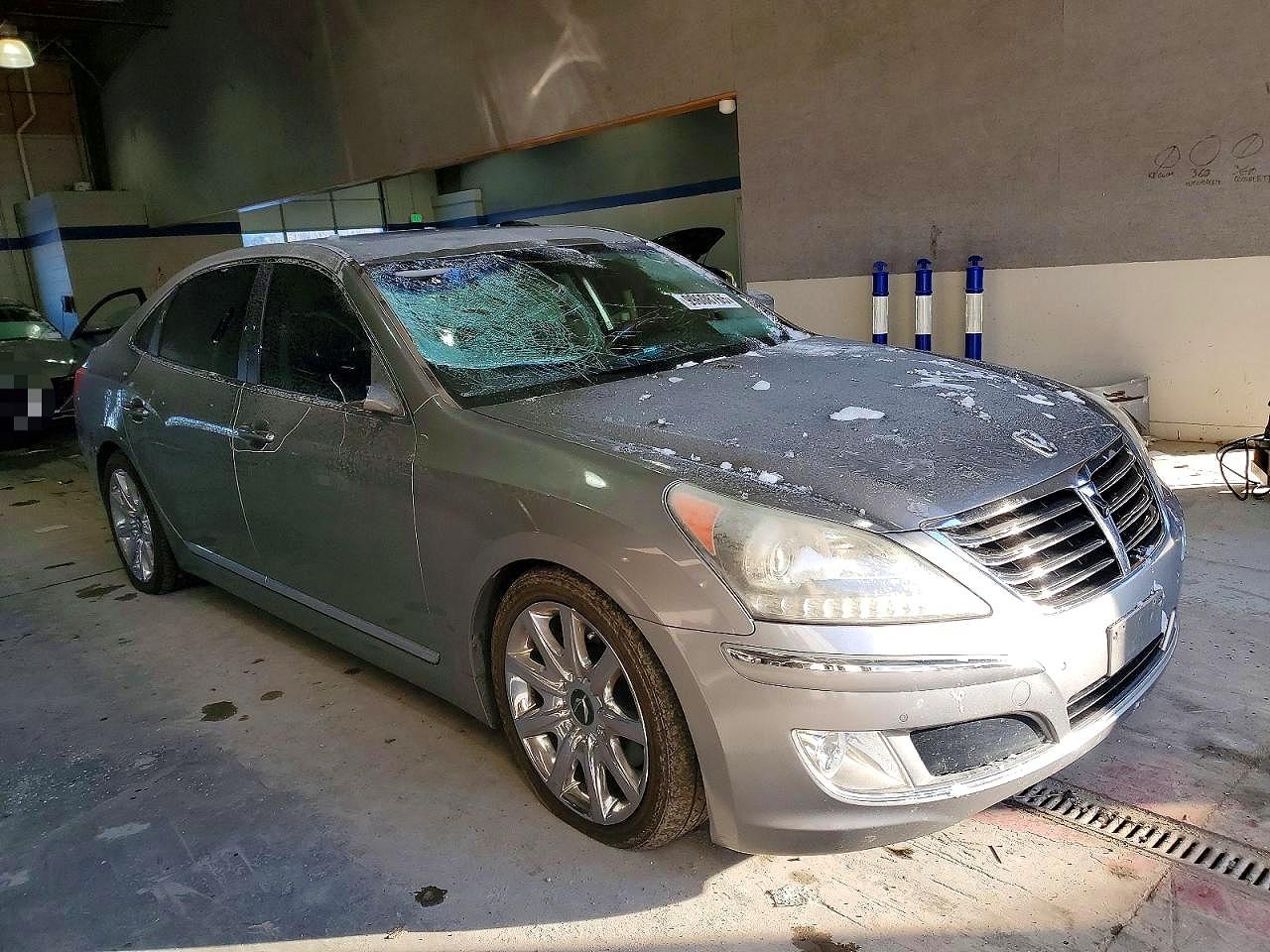 2011 Hyundai Equus Signature Gray vin: KMHGH4JF8BU029934