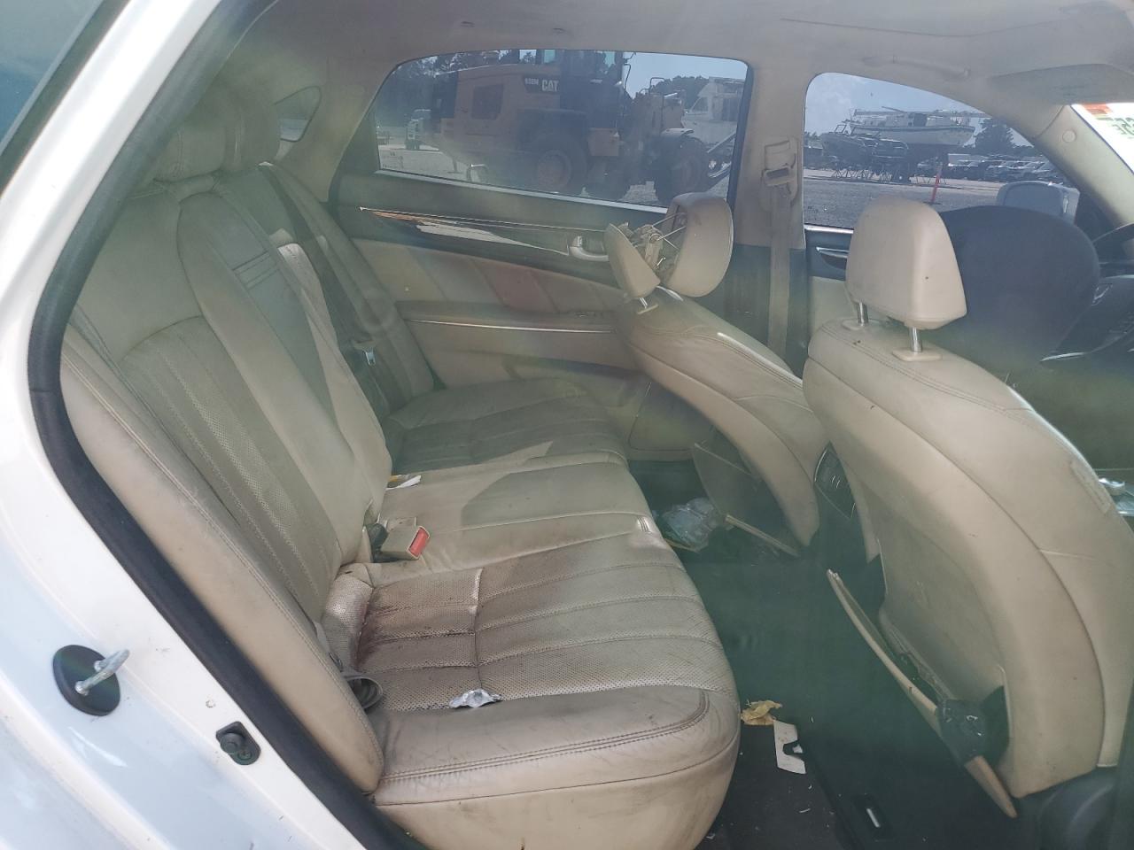 2013 Hyundai Equus Signature White vin: KMHGH4JH0DU069168