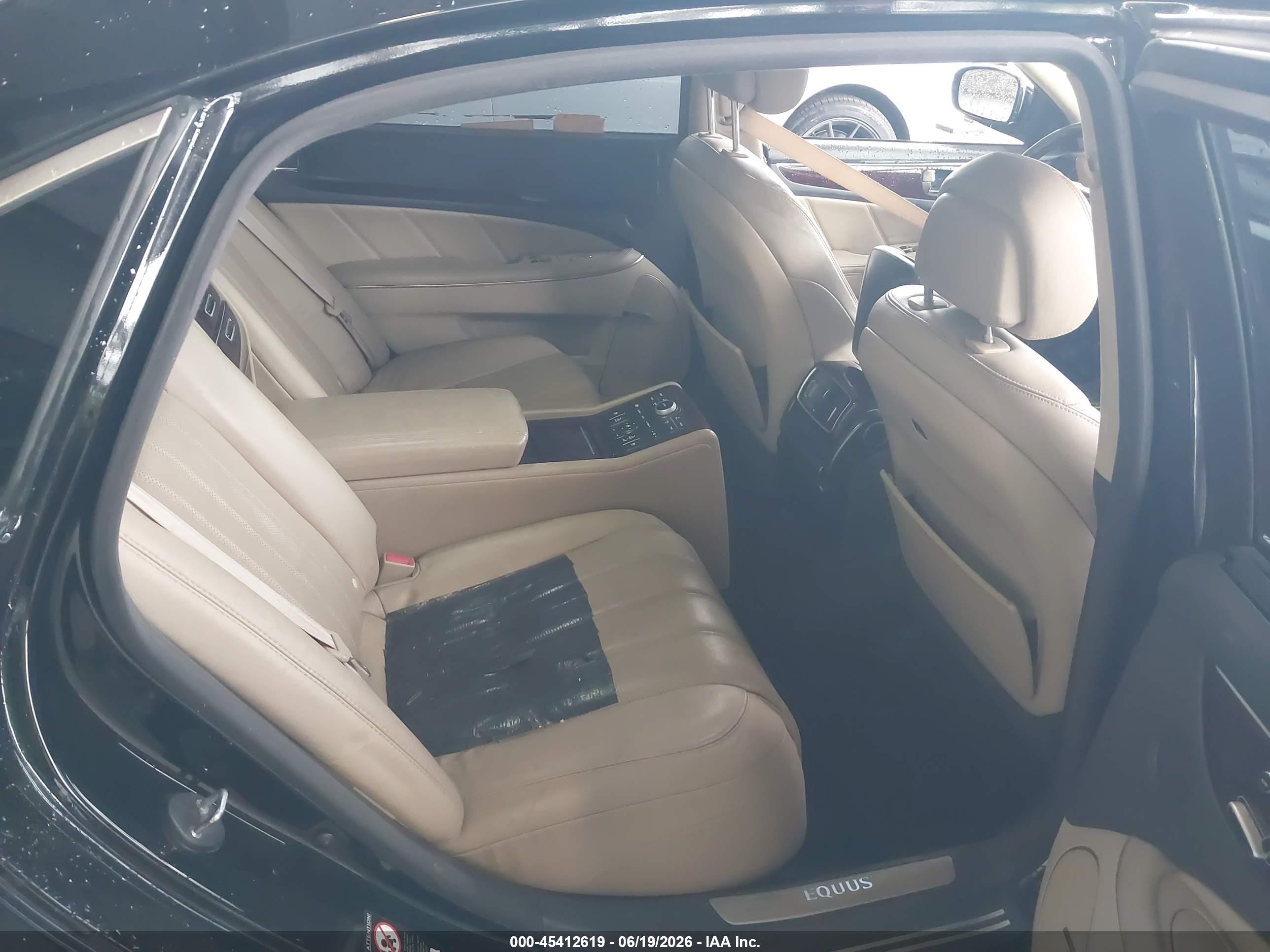 2012 Hyundai Equus Ultimate Black vin: KMHGH4JH1CU050093