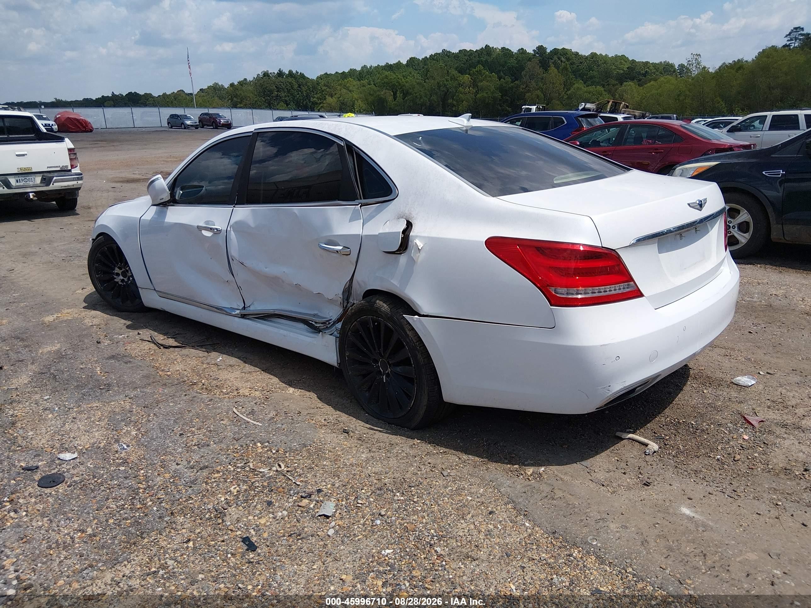 2014 Hyundai Equus Signature White vin: KMHGH4JH1EU085946