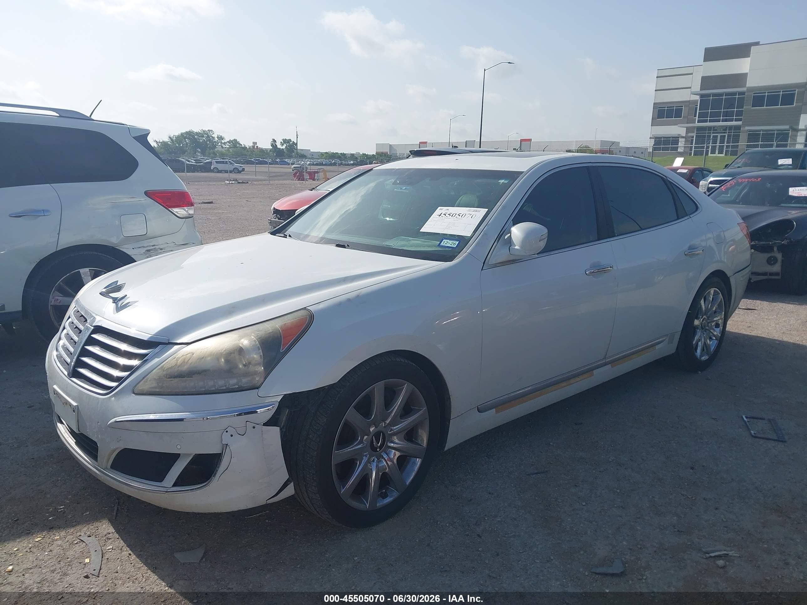 2013 Hyundai Equus Signature White vin: KMHGH4JH2DU069737