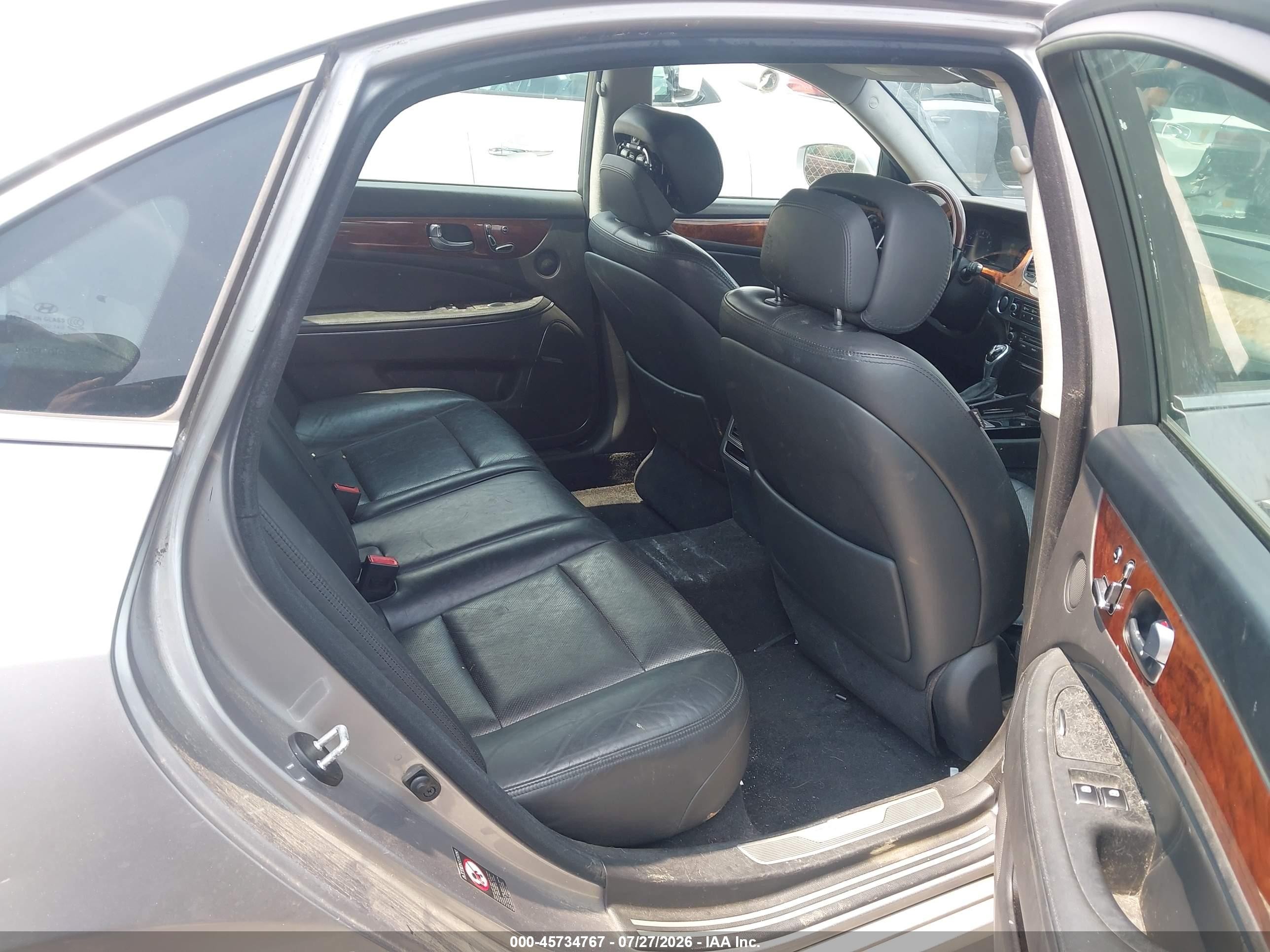 2014 Hyundai Equus Signature Silver vin: KMHGH4JH2EU078519