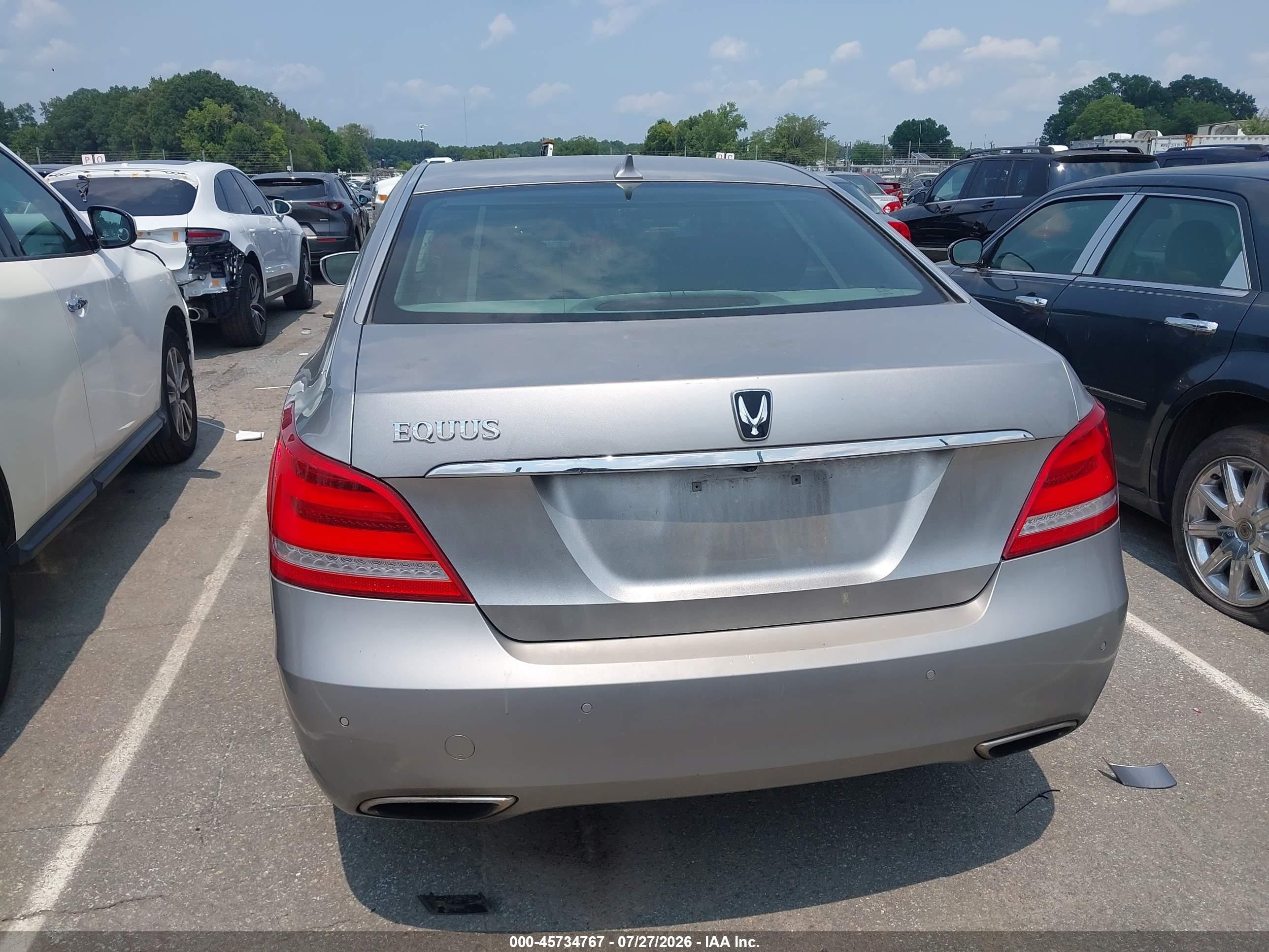 2014 Hyundai Equus Signature Silver vin: KMHGH4JH2EU078519